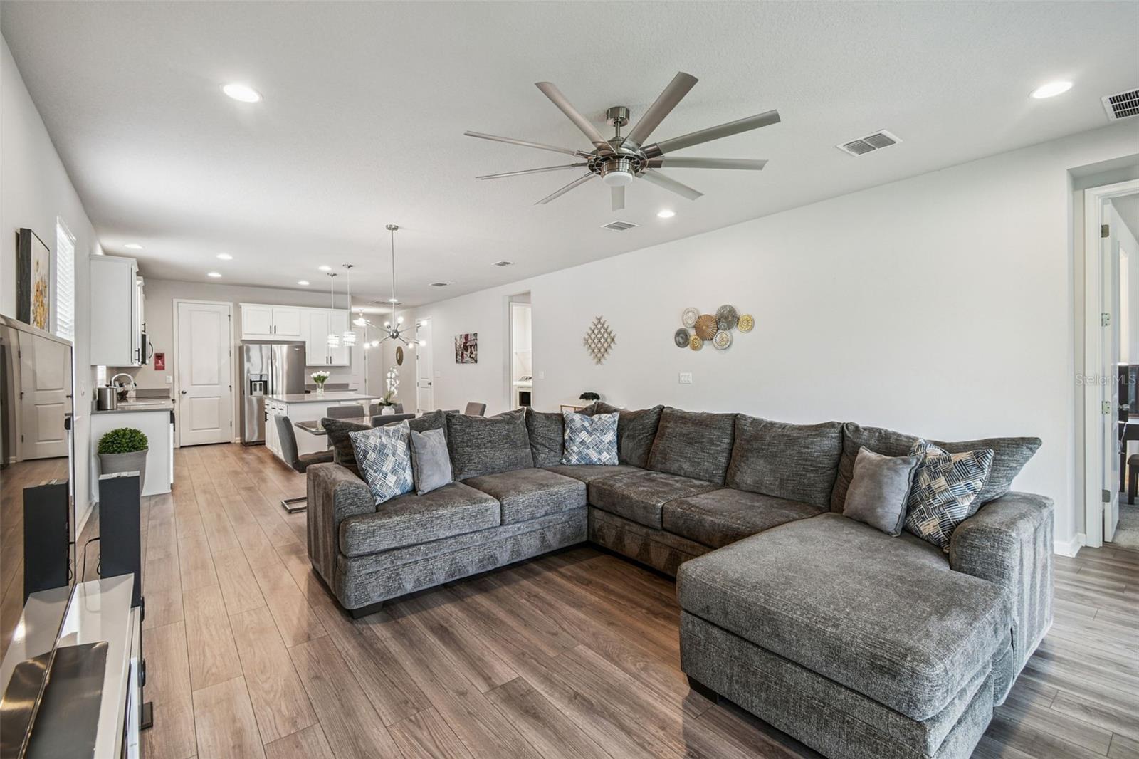 BOYETTE PARK PH 2C/4 - Residential Lease