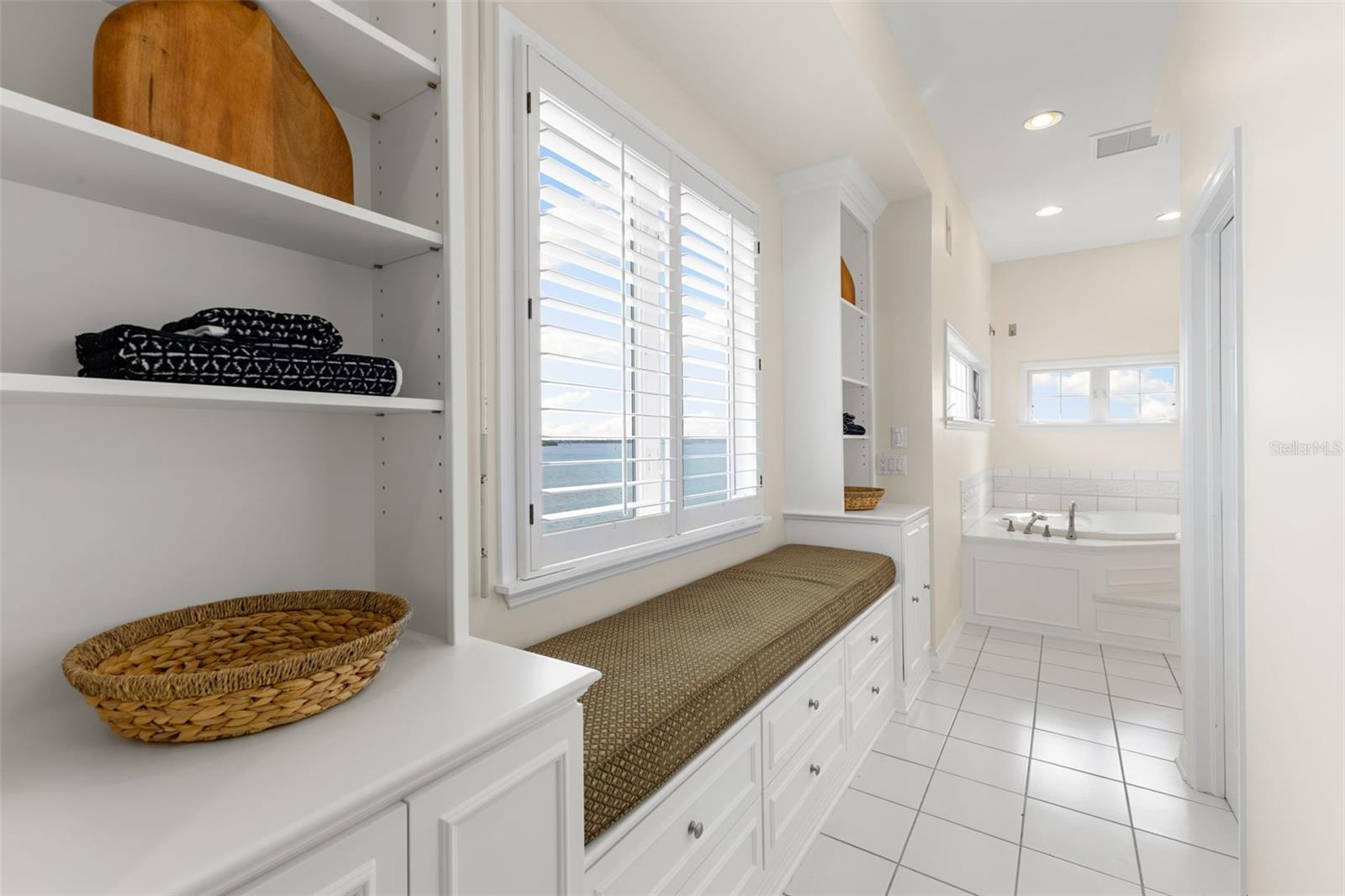 ISLAND ESTATE OF CLEARWATER UNITS 6D 7A 7C - Residential