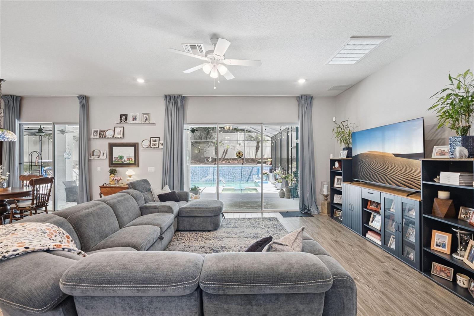 HILLSIDE AT WEKIVA - Residential