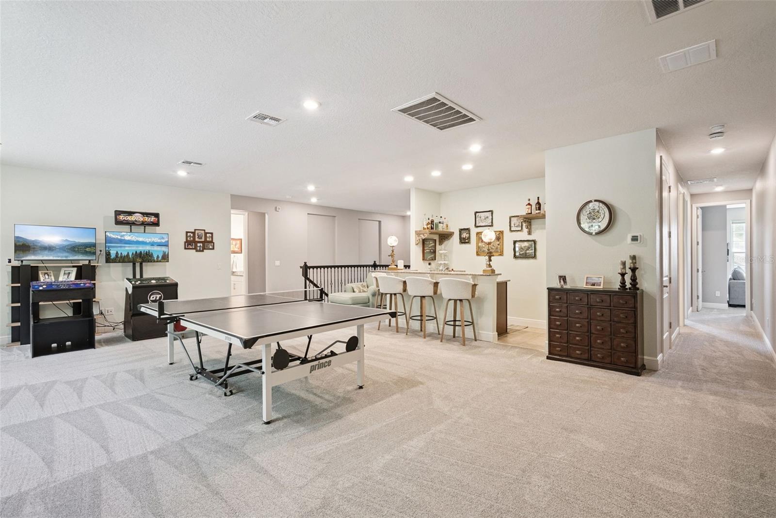 HILLSIDE AT WEKIVA - Residential