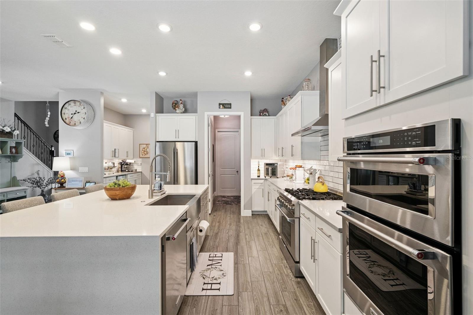 HILLSIDE AT WEKIVA - Residential