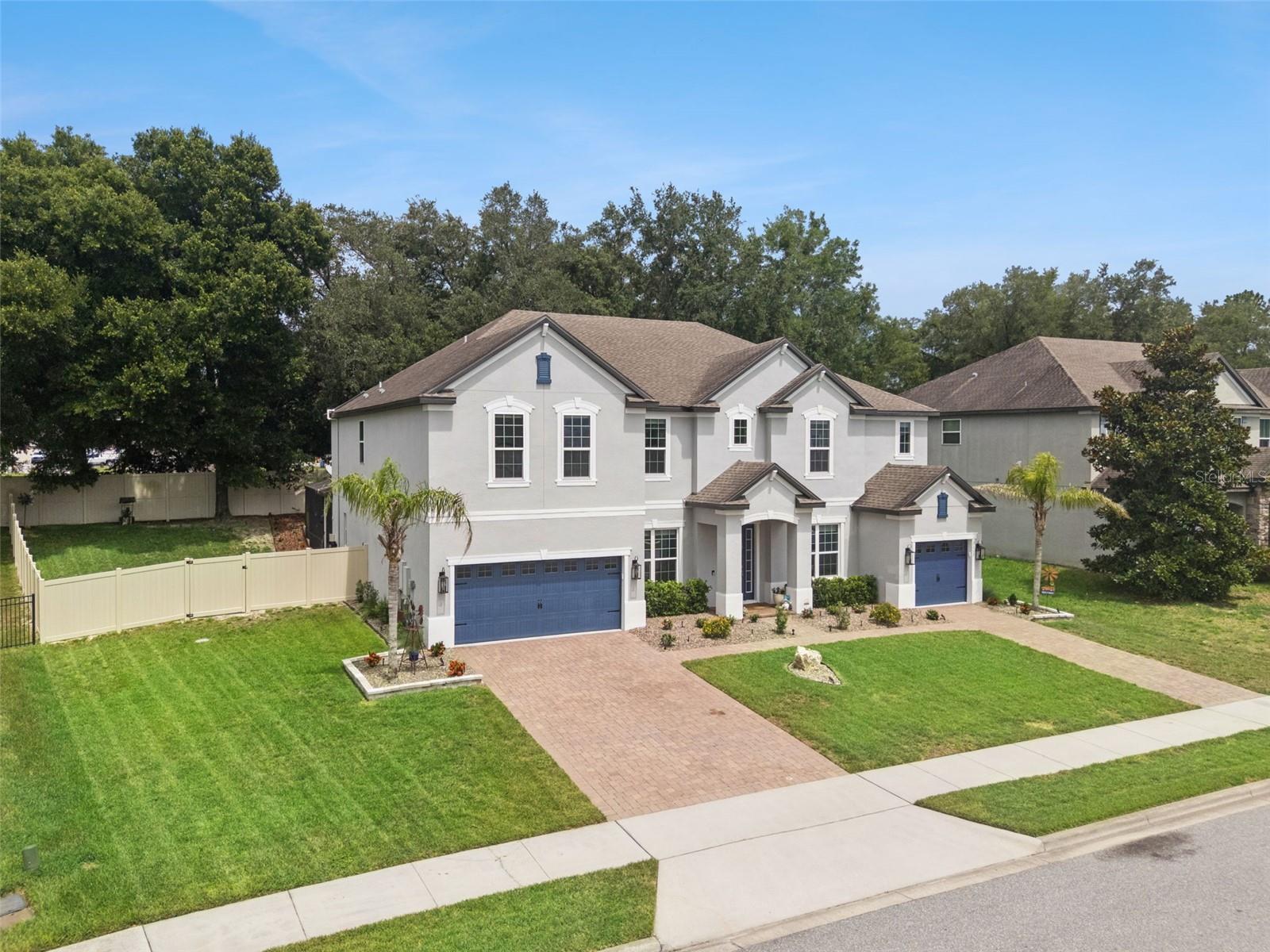 HILLSIDE AT WEKIVA - Residential