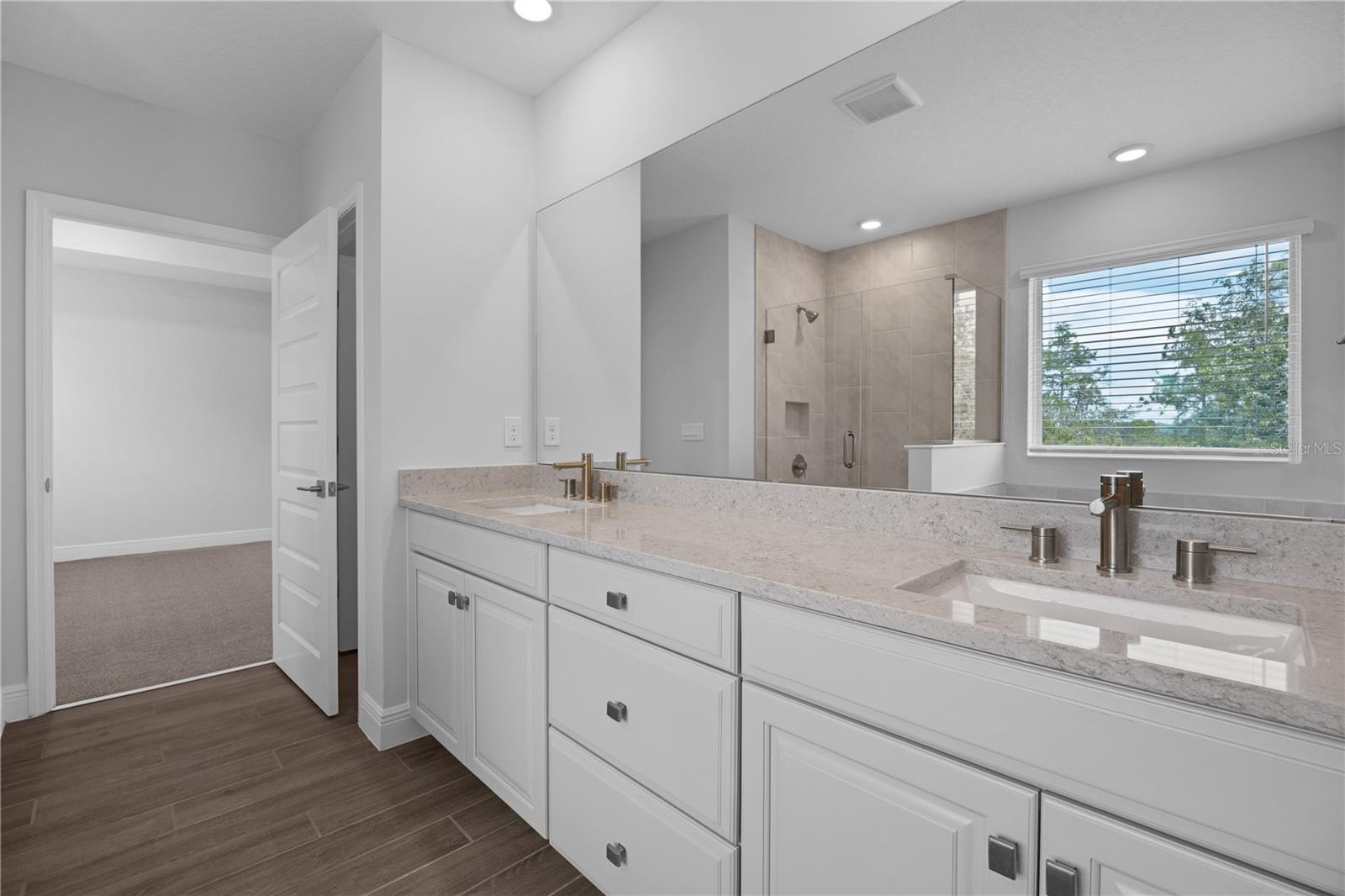 WATERLEIGH - Residential