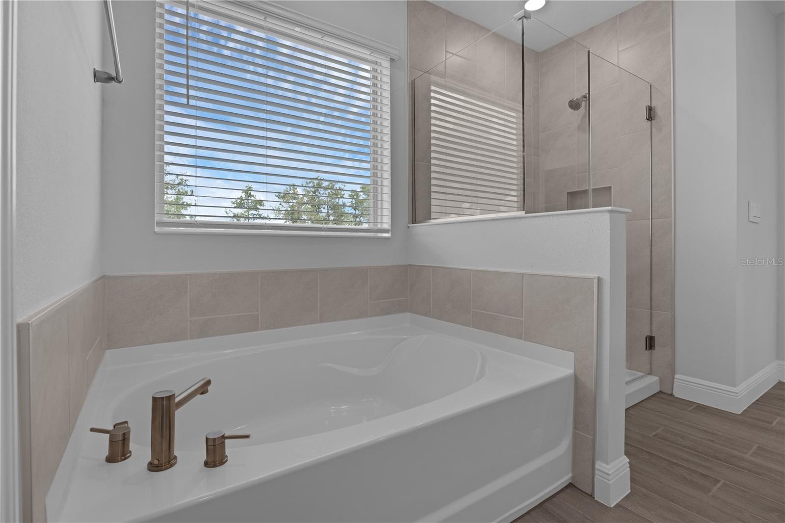 WATERLEIGH - Residential