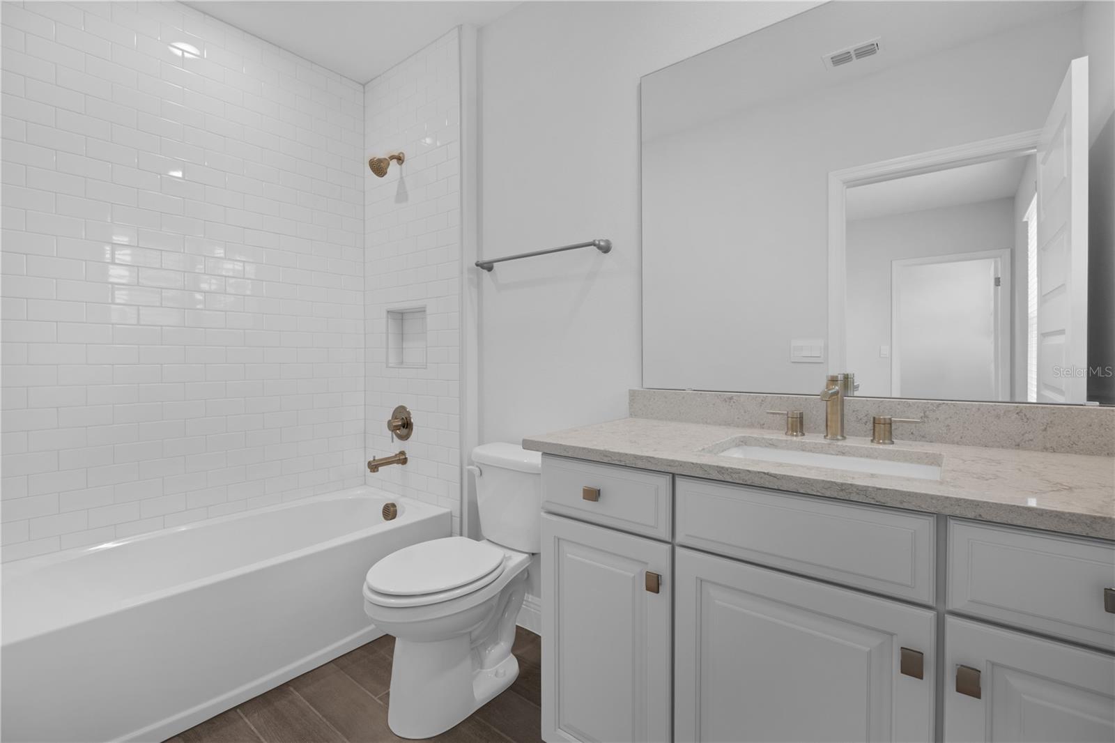 WATERLEIGH - Residential