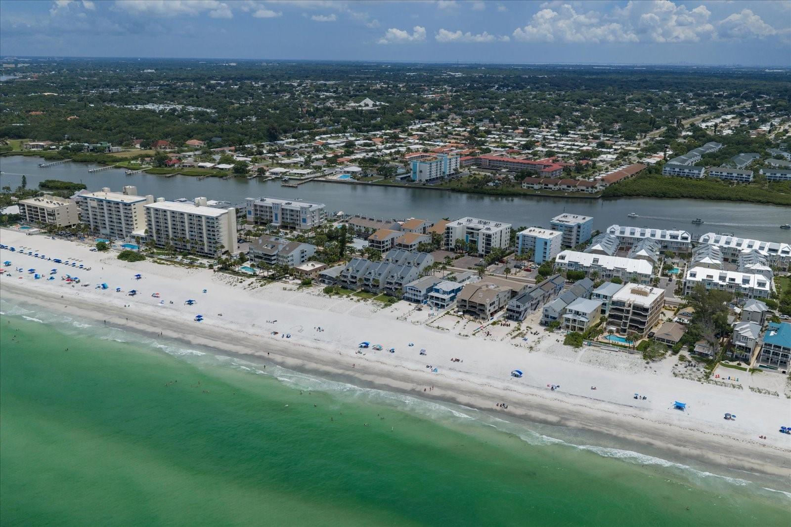 PELICANS POINTE BEACH HOMES CONDO - Residential