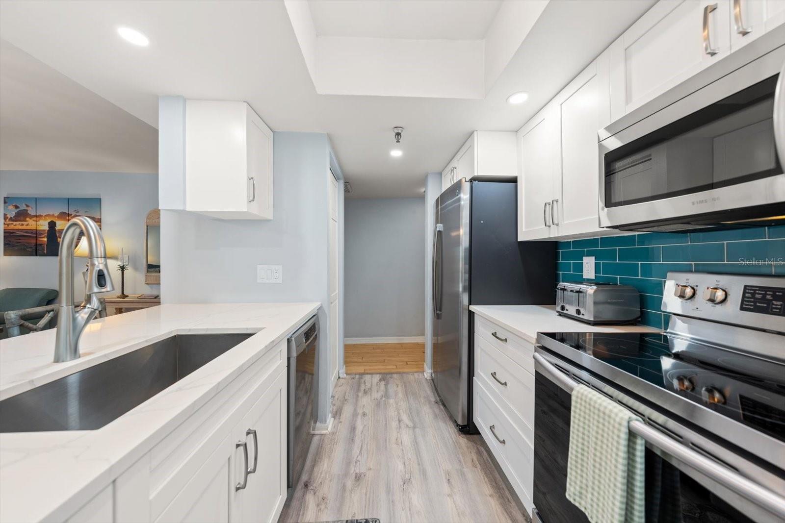 PELICANS POINTE BEACH HOMES CONDO - Residential