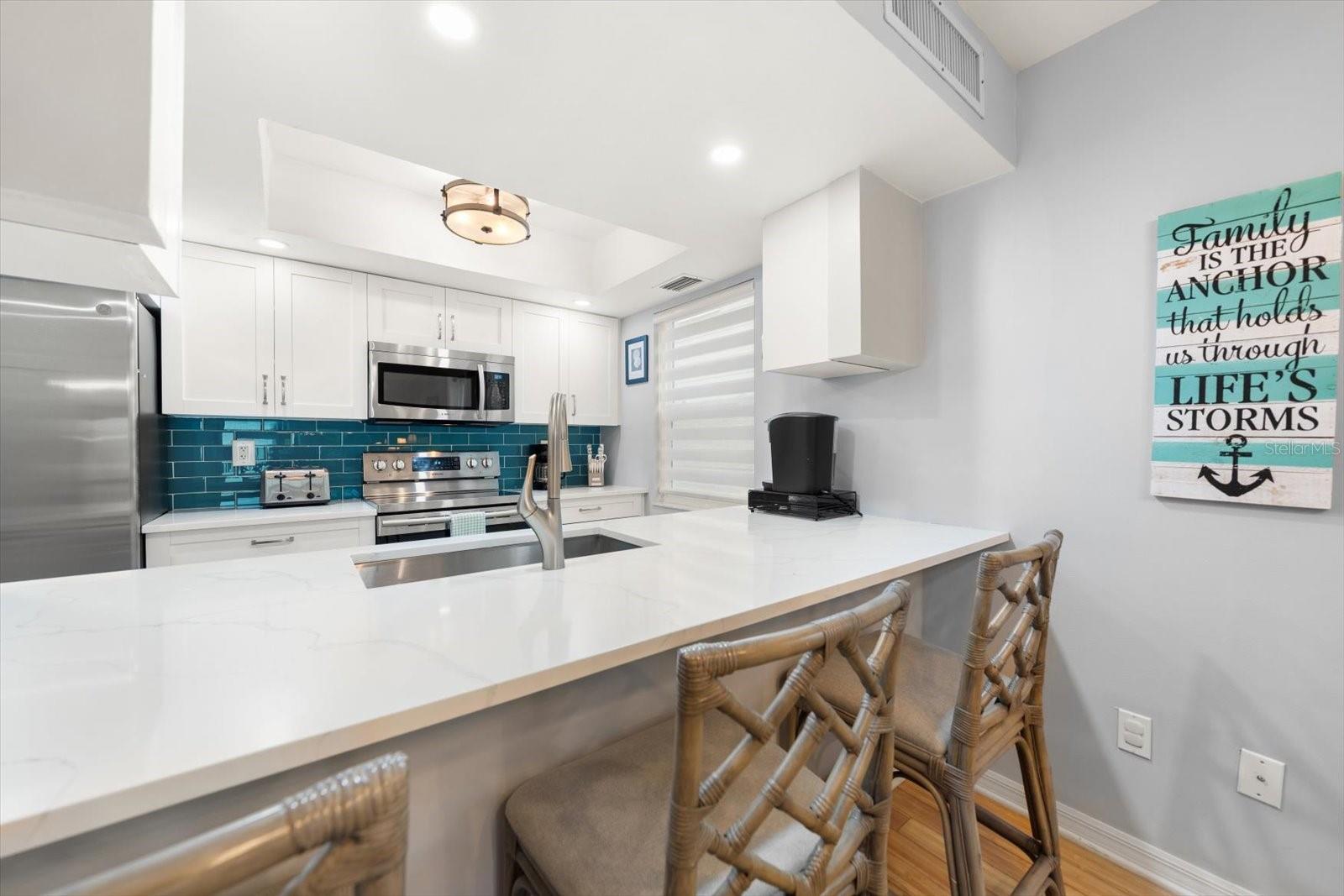 PELICANS POINTE BEACH HOMES CONDO - Residential