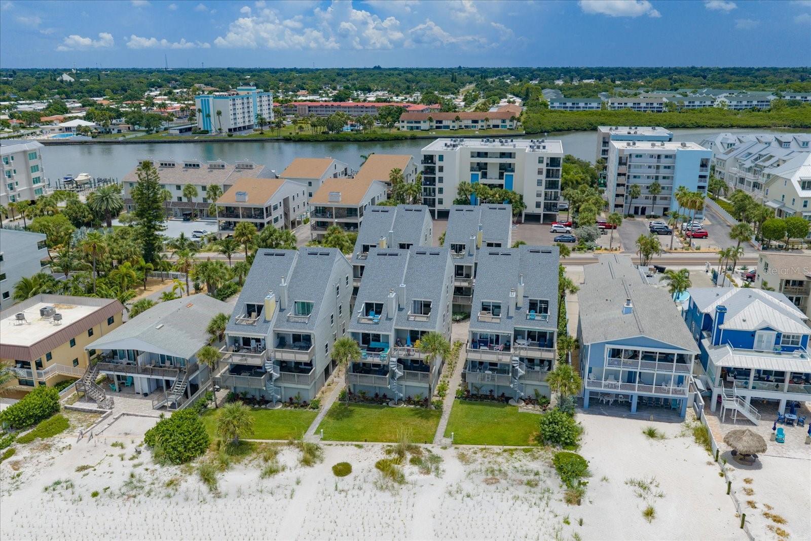 PELICANS POINTE BEACH HOMES CONDO - Residential