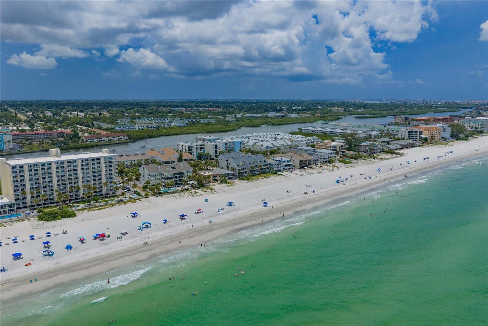 PELICANS POINTE BEACH HOMES CONDO - Residential