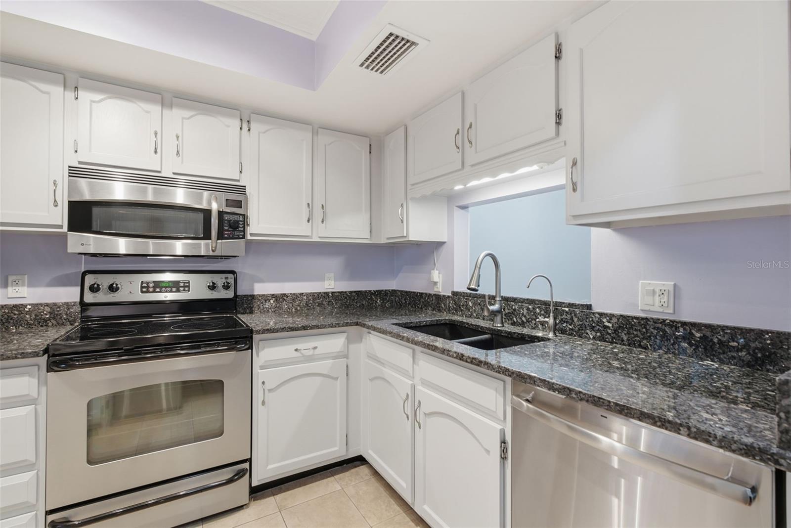 DRUID OAKS CONDO - Residential