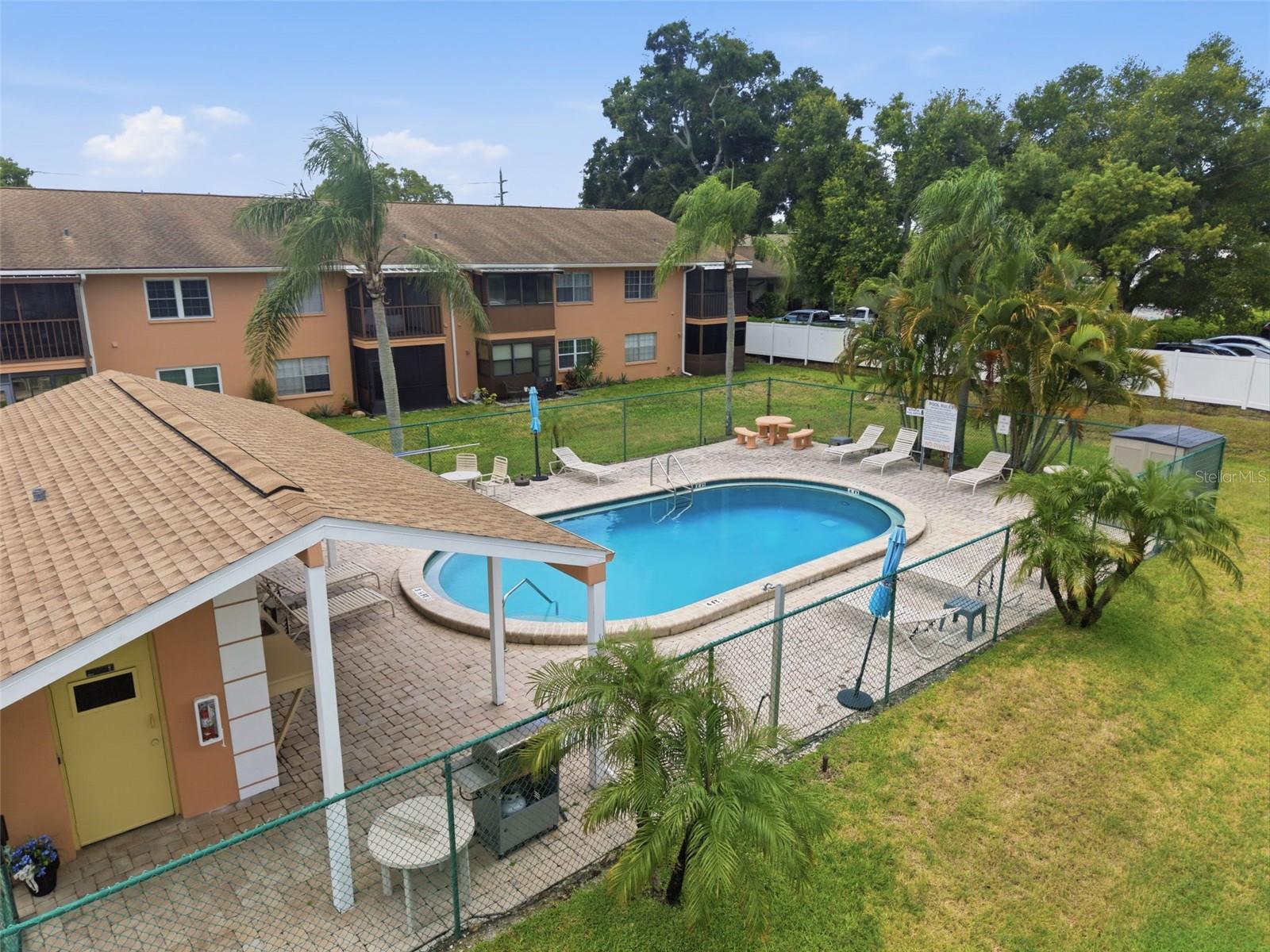 DRUID OAKS CONDO - Residential