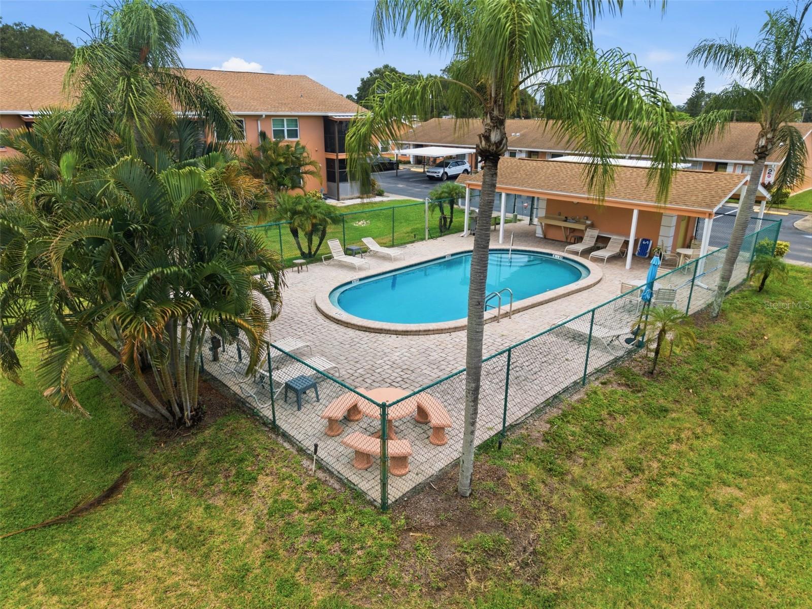 DRUID OAKS CONDO - Residential
