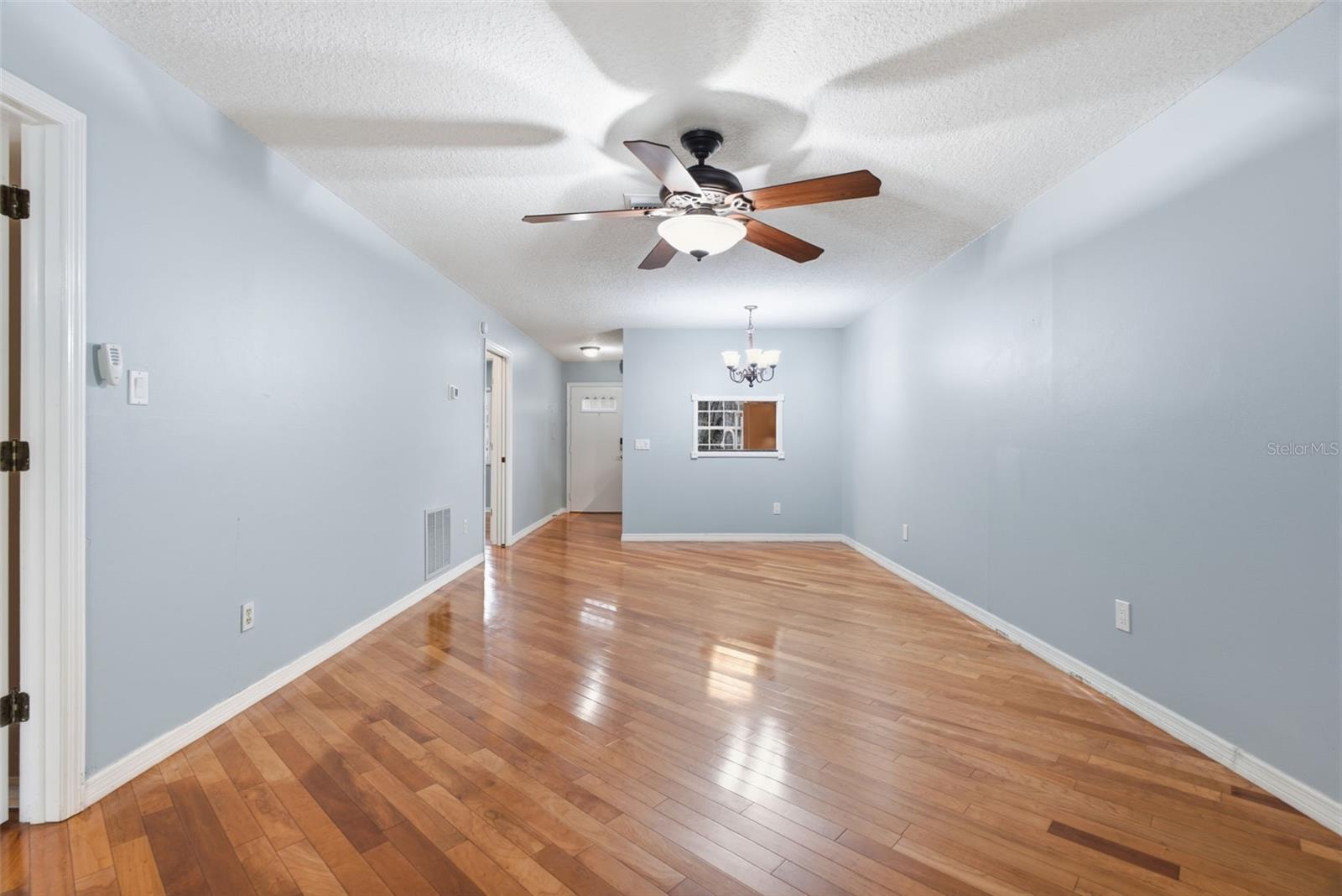 DRUID OAKS CONDO - Residential