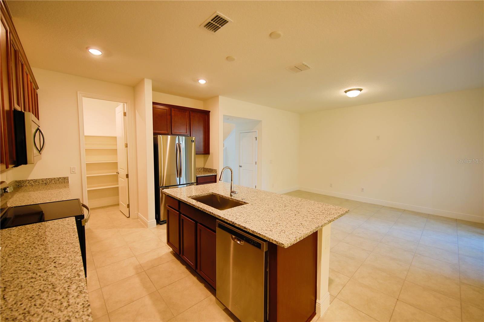 SAND LAKE SOUND - Residential Lease