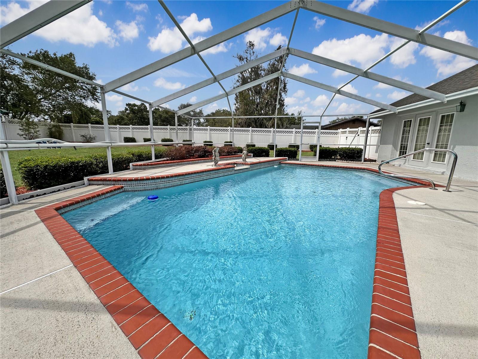 RIVER COUNTRY ESTATES - Residential