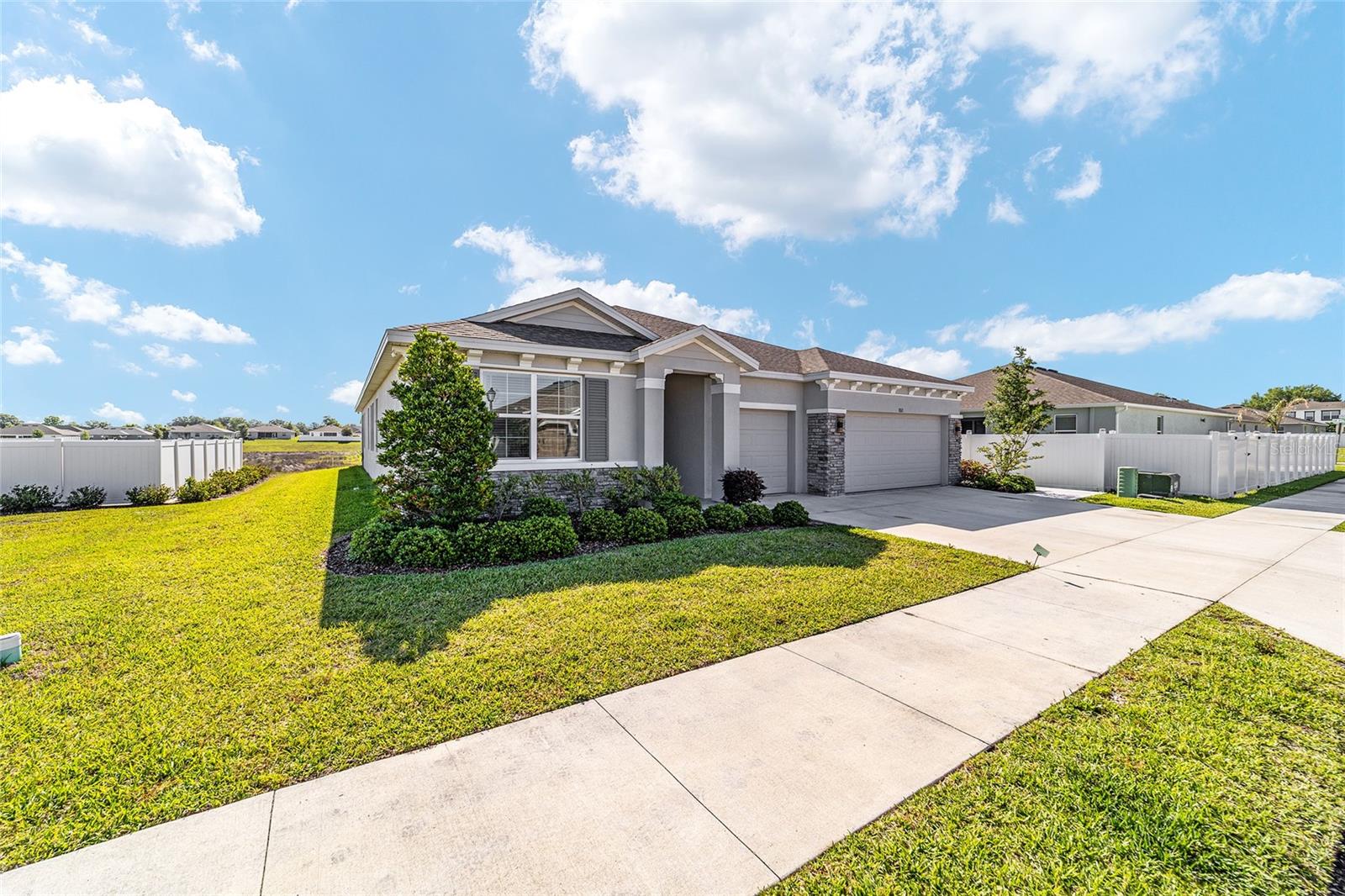 BROOKHAVEN - Residential Lease
