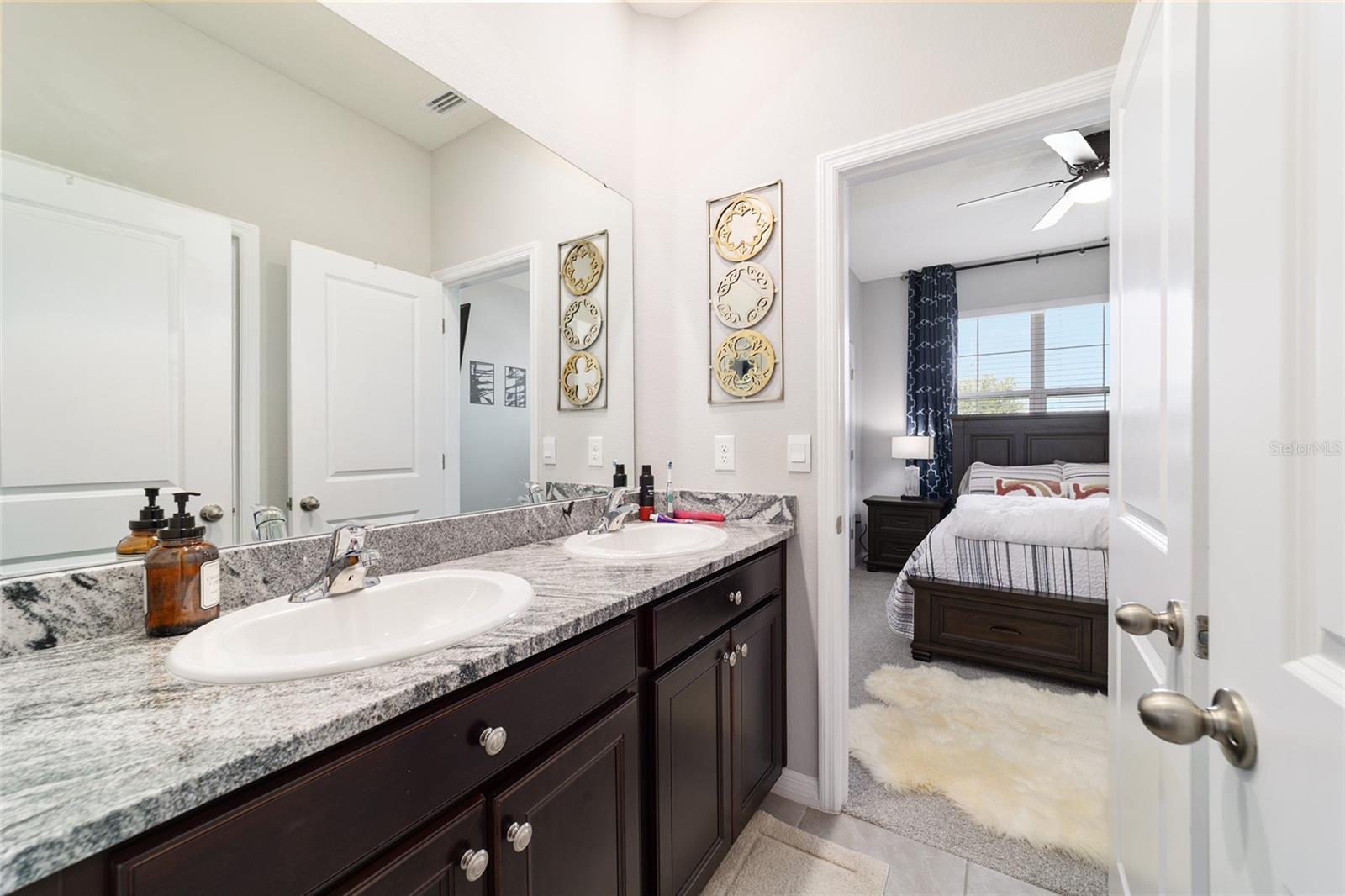 BROOKHAVEN - Residential Lease