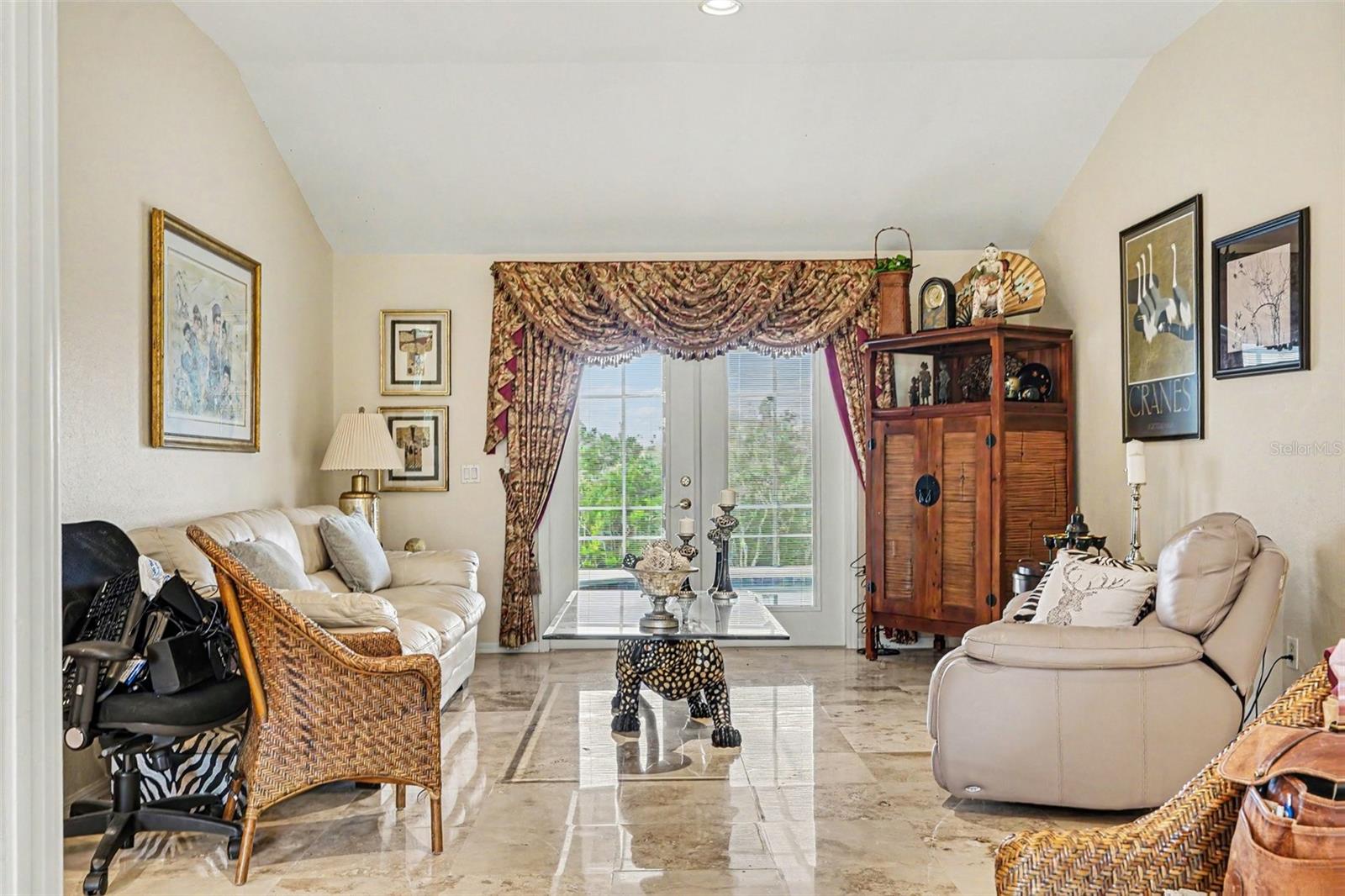 LAKEVIEW LANDINGS - Residential