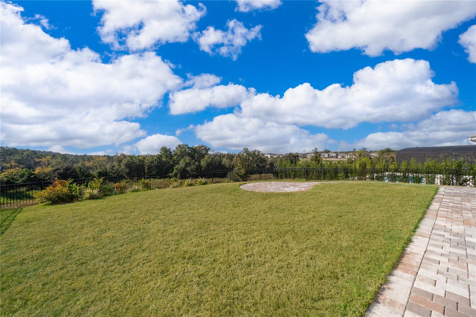 BELLA COLLINA WEST SUB - Residential