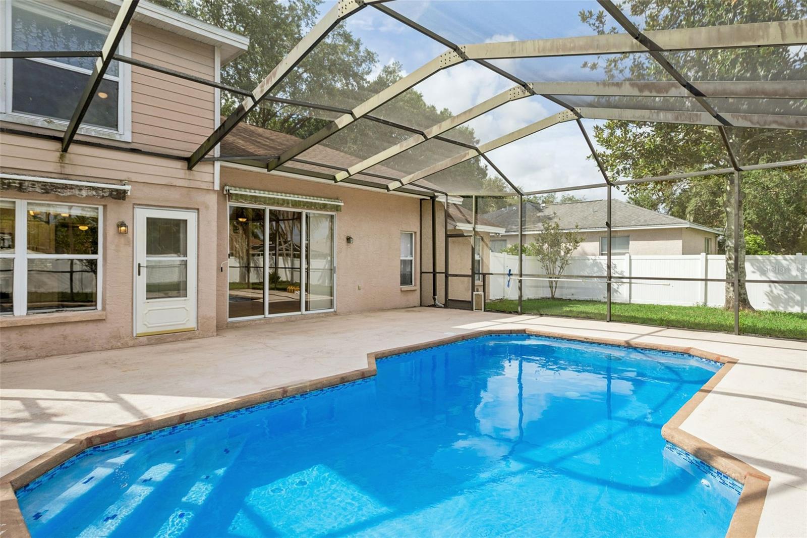 WYNDHAM LAKE SUB PH ONE - Residential