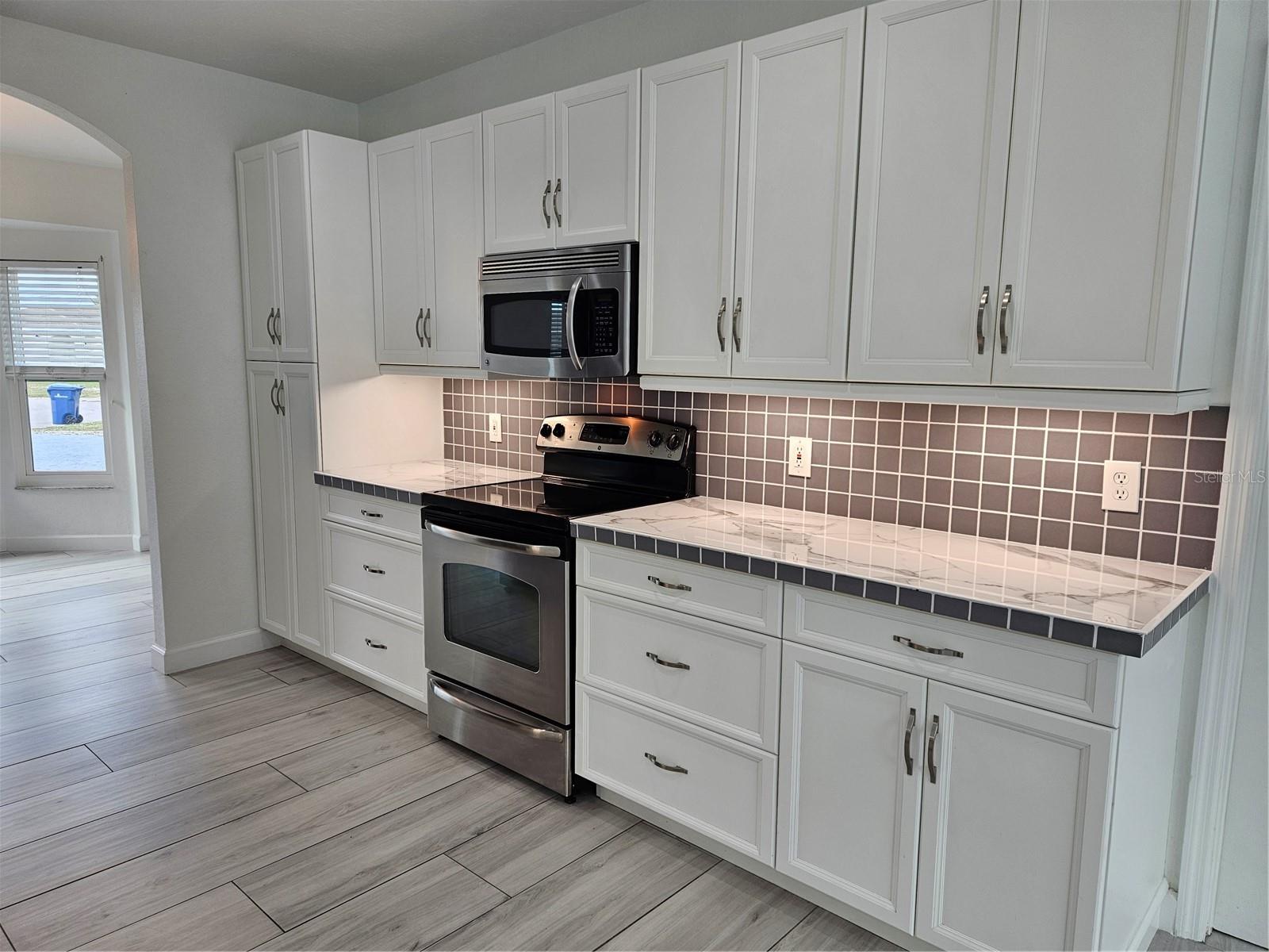 VENICE EAST SEC 1 2ND ADD - Residential Lease