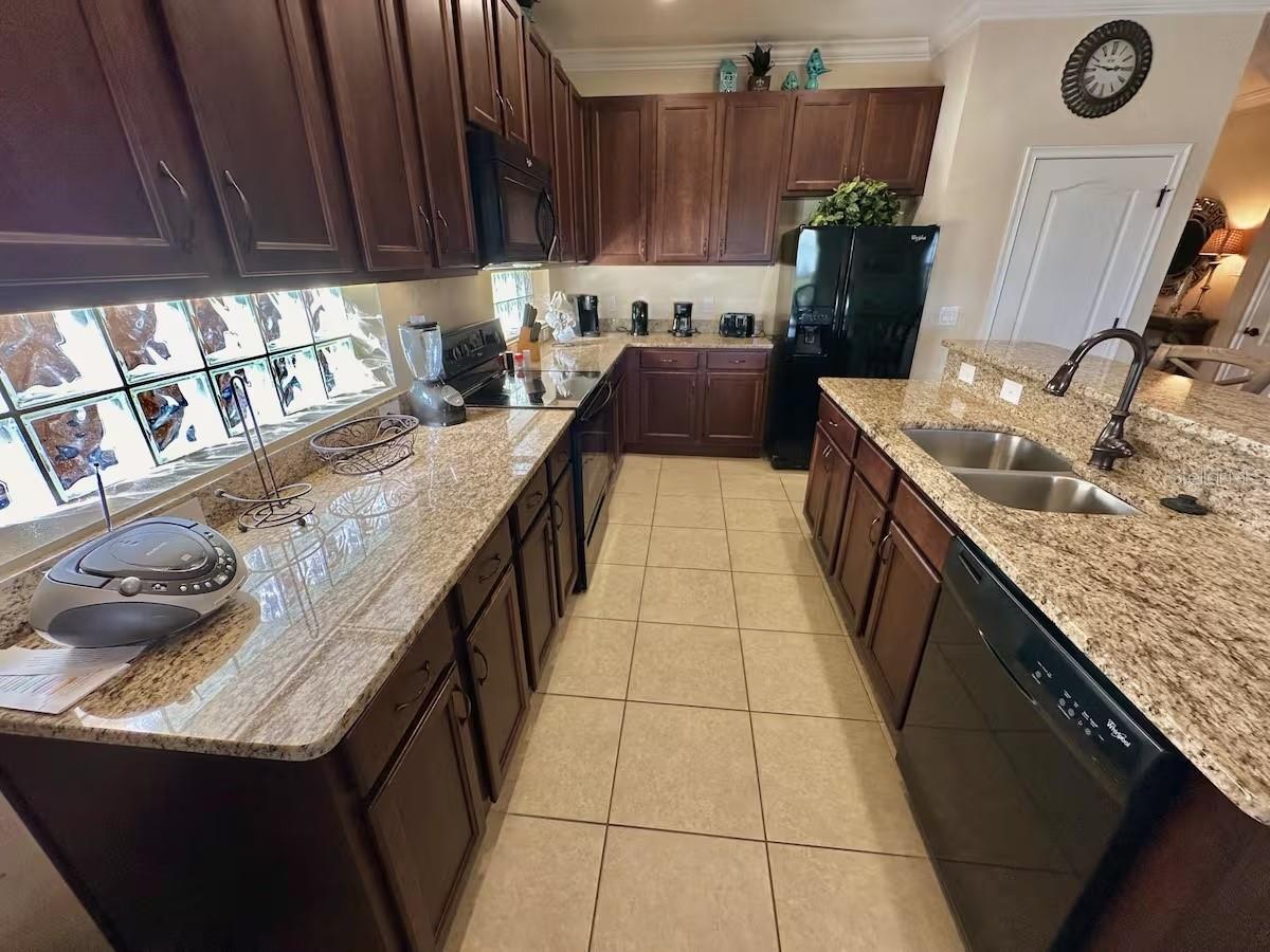 OAKMONT PH 01 - Residential