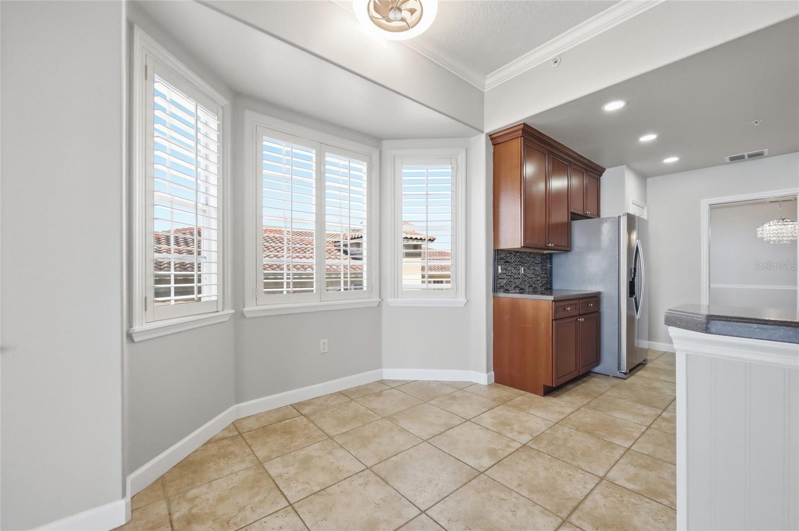 VIZCAYA HEIGHTS CONDO OR 6575 1315 - Residential