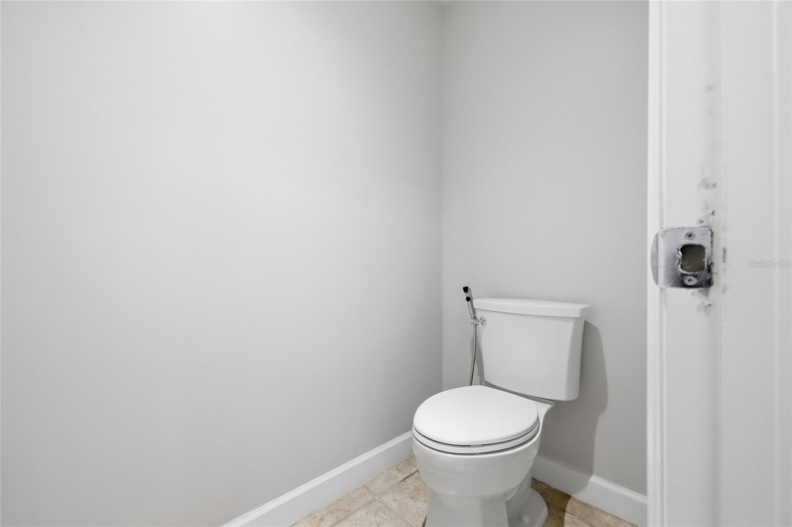 VIZCAYA HEIGHTS CONDO OR 6575 1315 - Residential