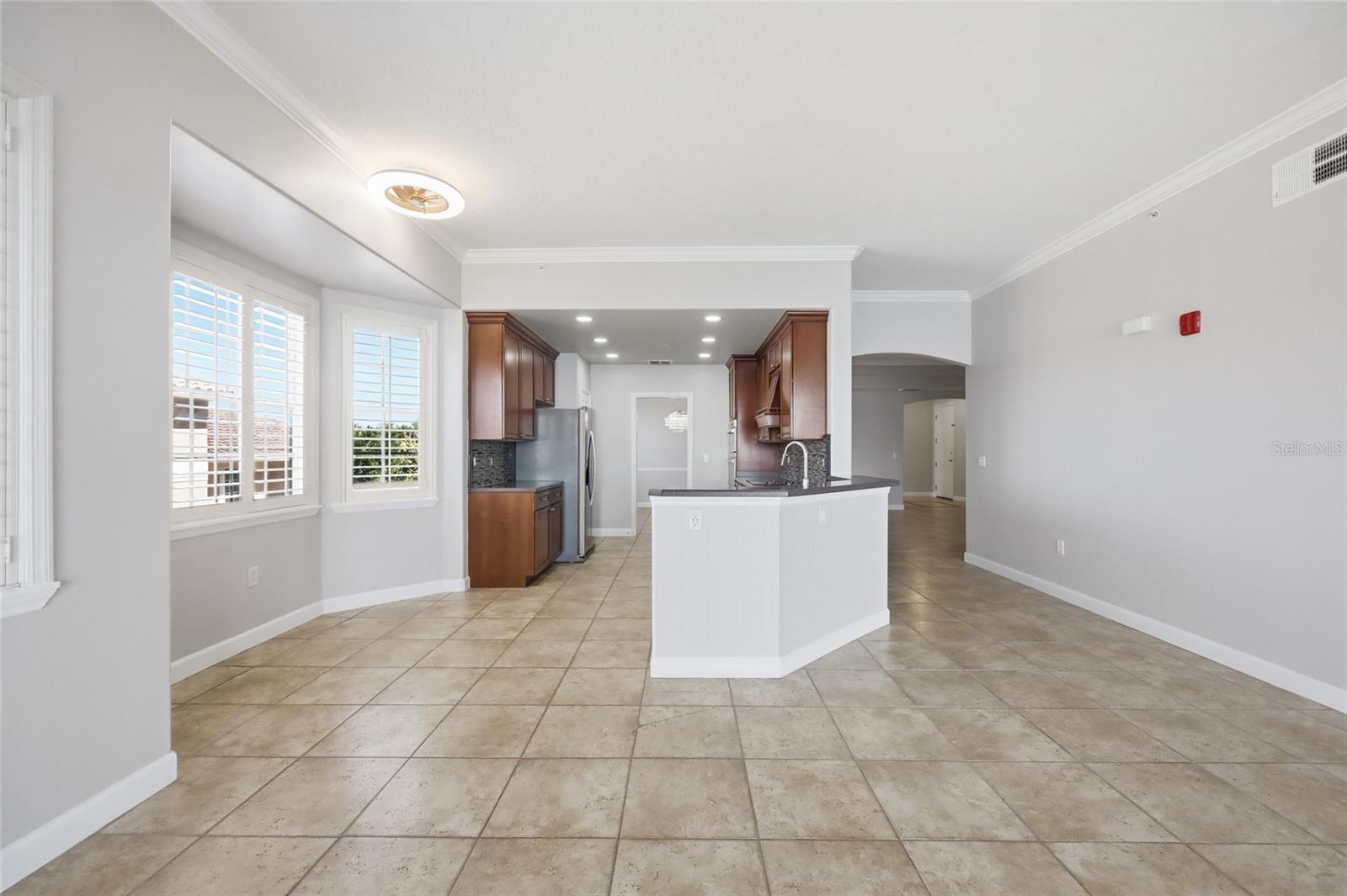 VIZCAYA HEIGHTS CONDO OR 6575 1315 - Residential