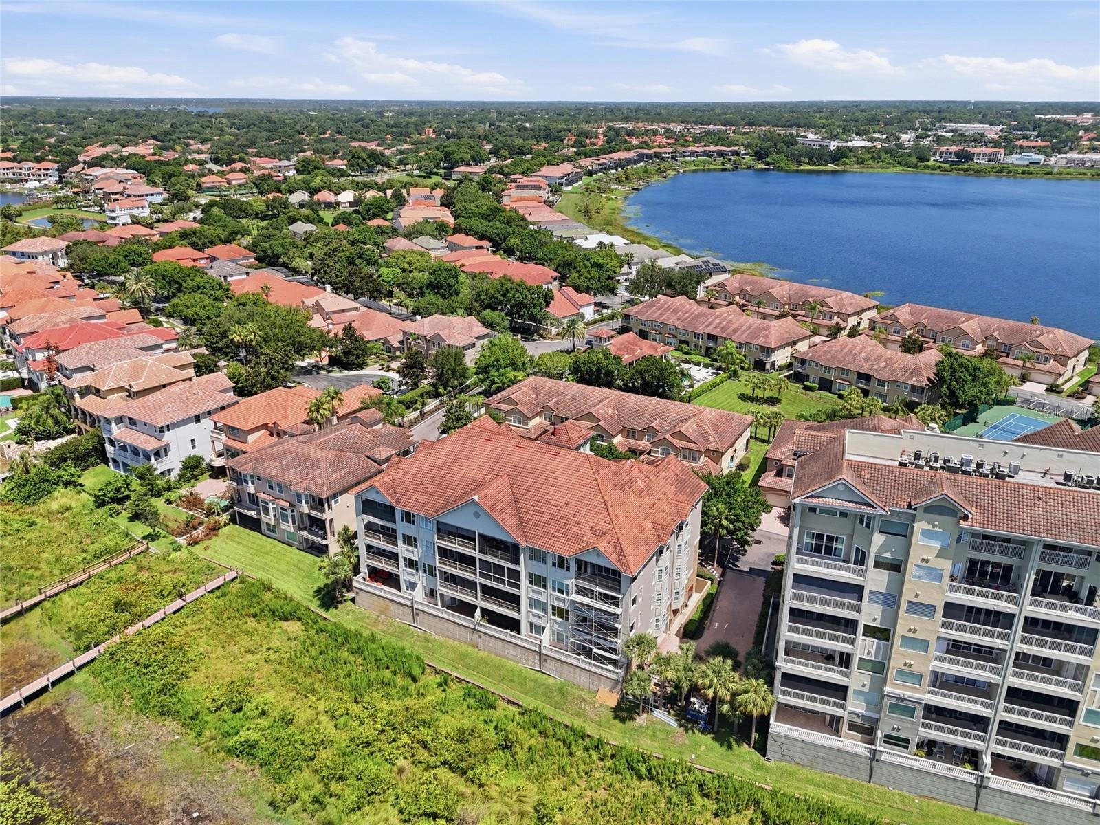 VIZCAYA HEIGHTS CONDO OR 6575 1315 - Residential