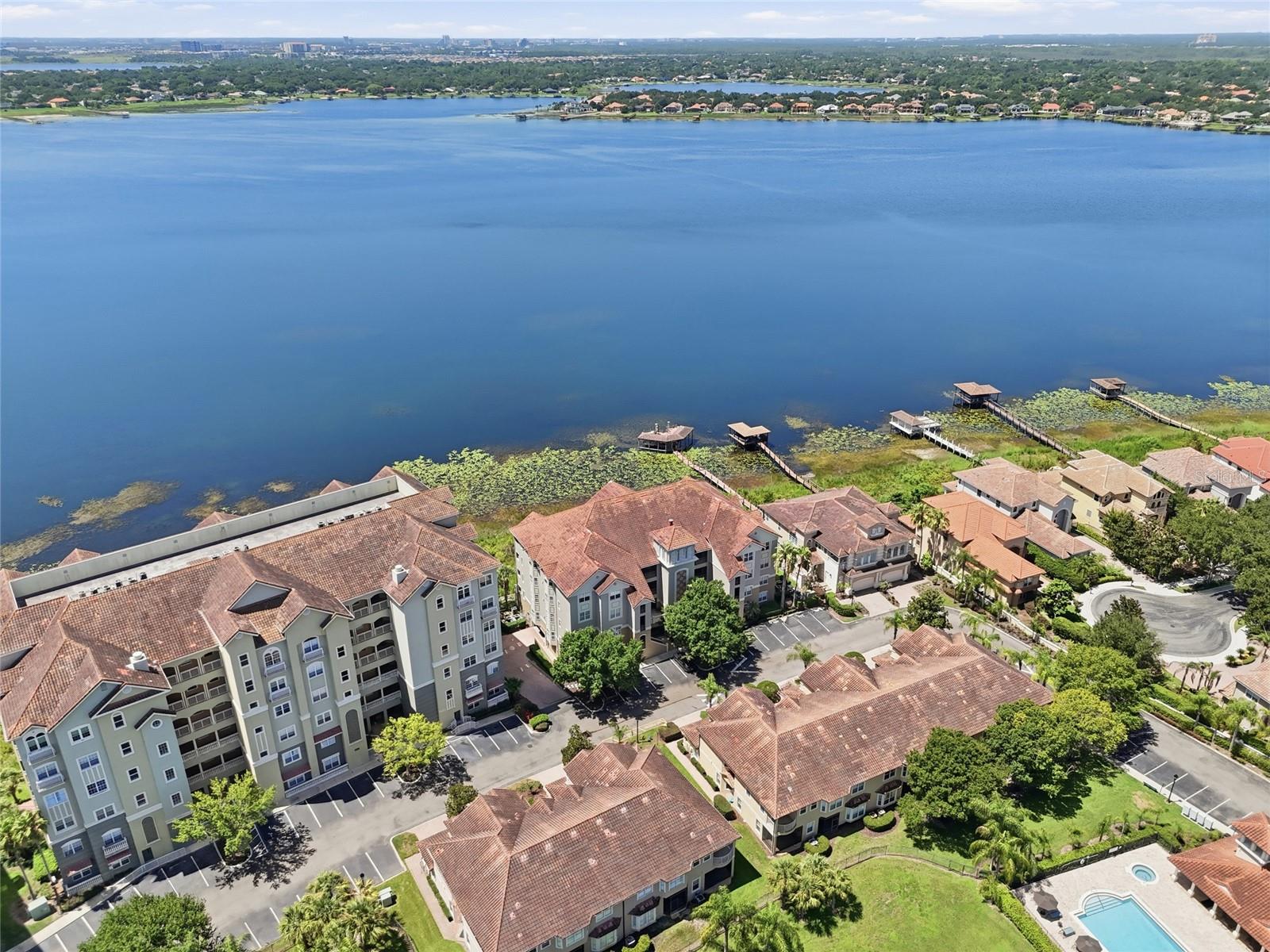 VIZCAYA HEIGHTS CONDO OR 6575 1315 - Residential