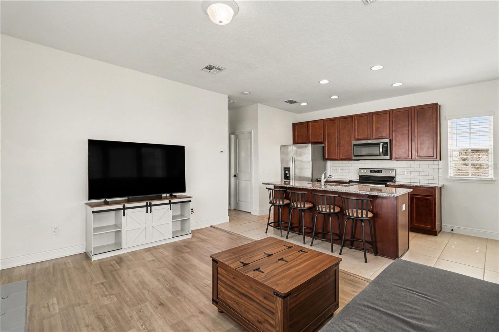 LAUREATE PARK - Residential Lease
