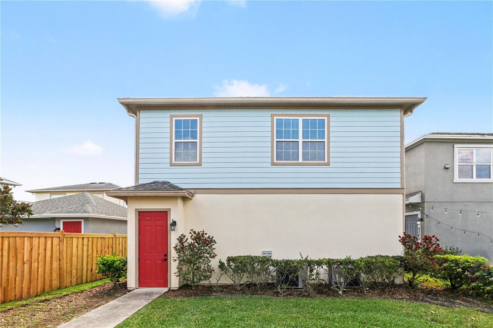 LAKE NONA AREA, DON'T MISS THIS CHARMING AND COZY 1/1/1 GARAGE APARTMENT LOCATED IN THE HIGHLY DESIRABLE LAUREATE PARK COMMUNITY. BRIGHT AND INVITING, FEATURING A KITCHEN/LIVING ROOM COMBO, ALL APPLIANCES, EASY CARE TILE AND ENGINEERED WOOD FLOORING THROUGHOUT, RENT INCLUDES WATER, WI-FI INTERNET ONLY /ELECTRICITY AND SEWER, AND GREAT HOA AMENITIES! CLOSE TO 417 AND 528 HIGHWAYS, THE VA HOSPITAL, BOXY PARK, THE TOWN CENTER, UCF MEDICAL CENTER, THE NEMOURS HOSPITAL, ORLANDO INTERNATIONAL AIRPORT, AND ALL MAJOR SHOPPING AND RESTAURANTS. AVAILABLE NOW!
