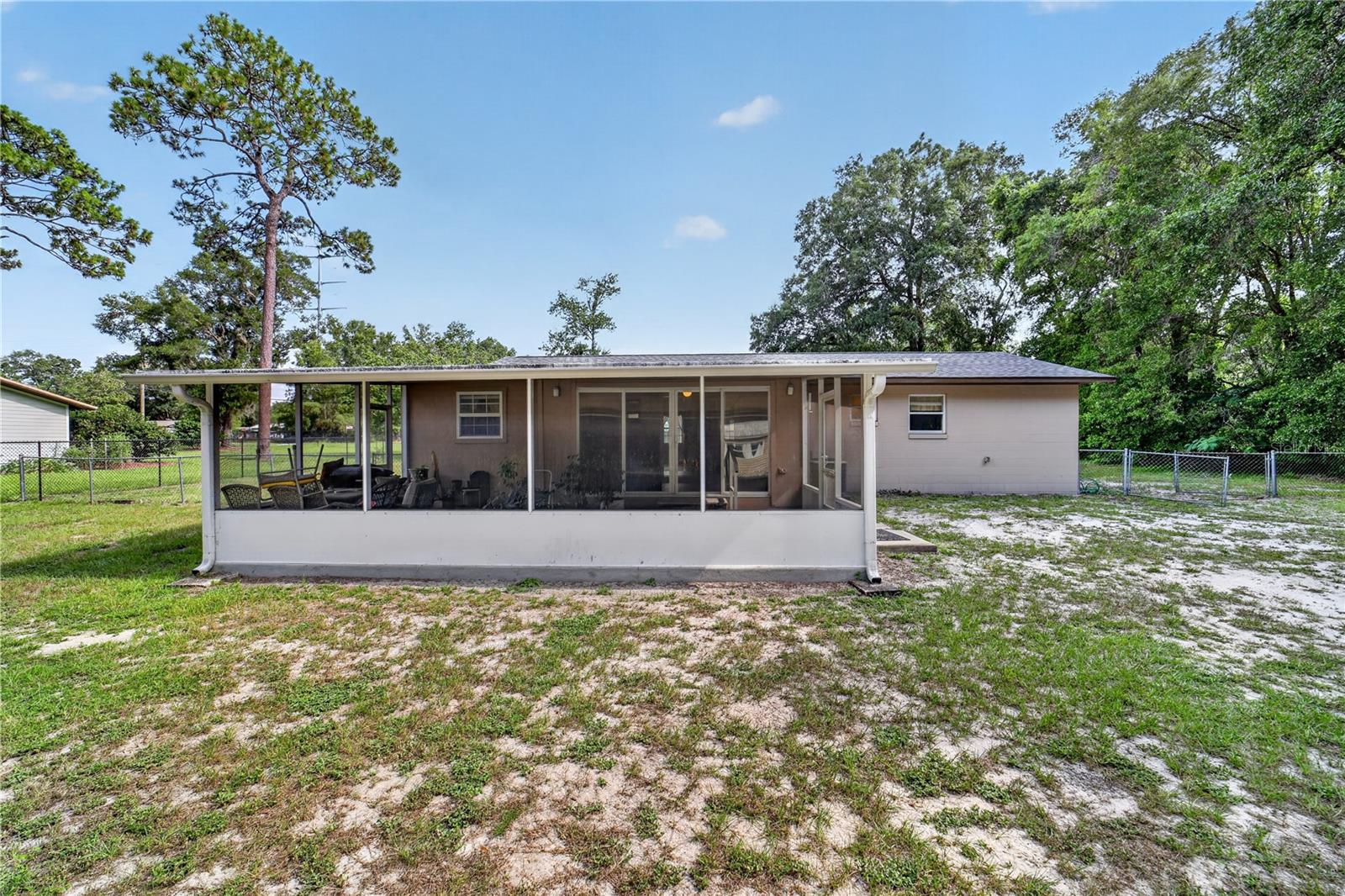 PINE ACRES - Residential