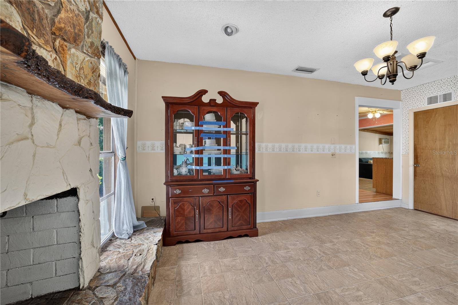 PINE ACRES - Residential