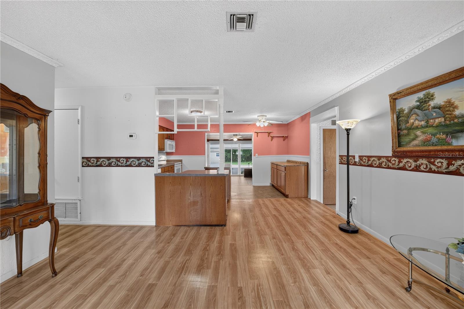 PINE ACRES - Residential
