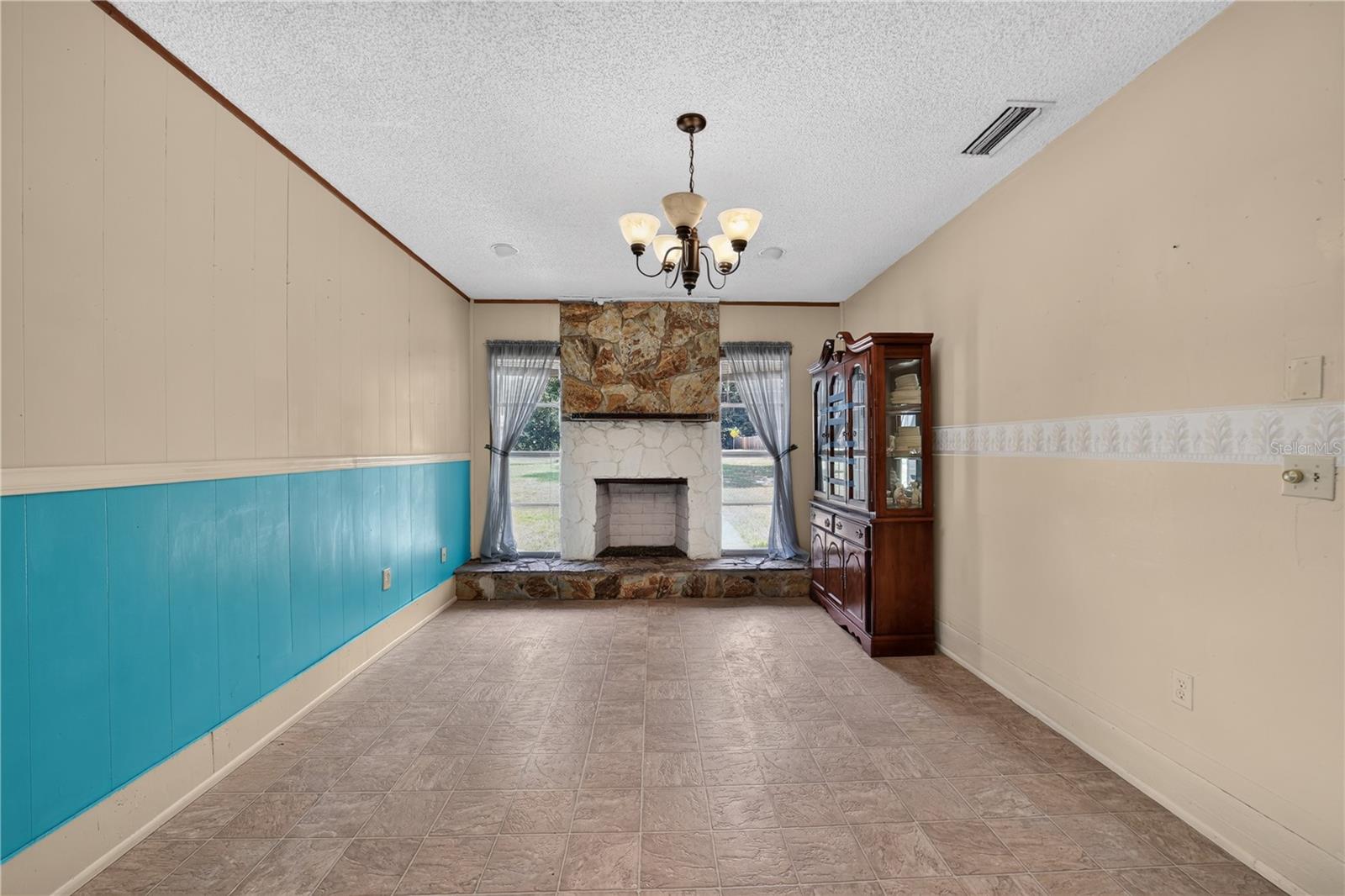 PINE ACRES - Residential