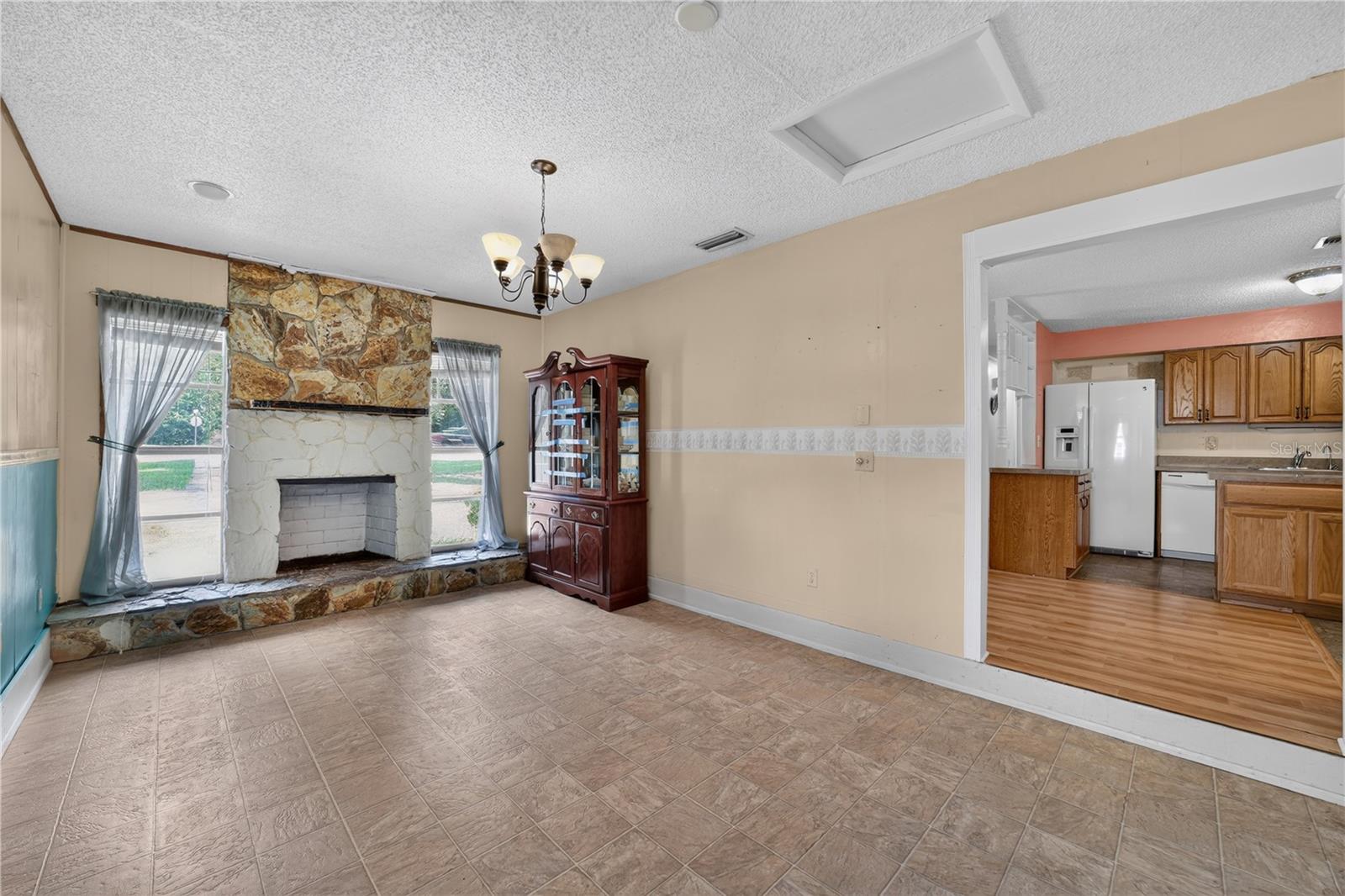 PINE ACRES - Residential