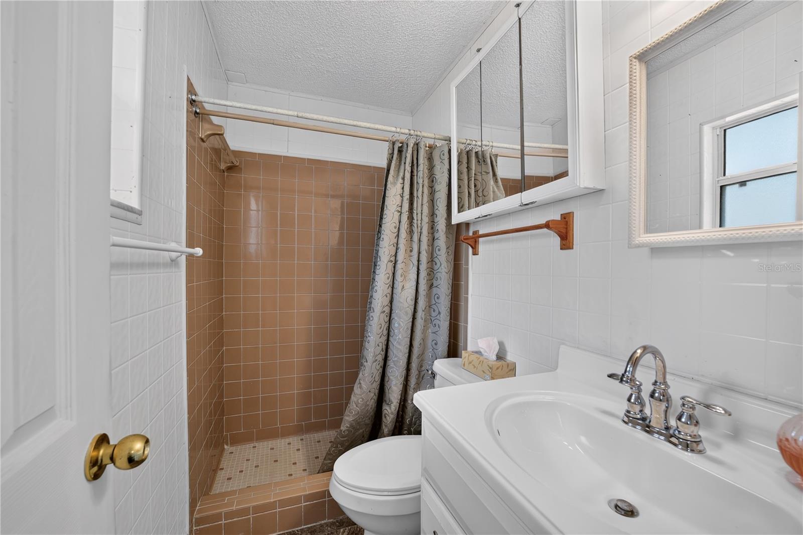 PINE ACRES - Residential