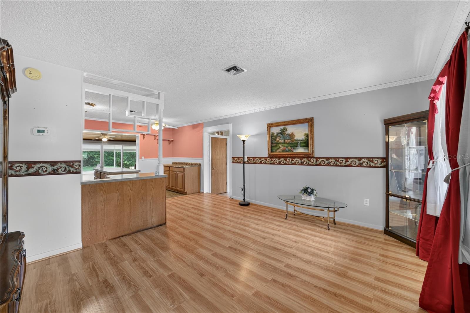 PINE ACRES - Residential