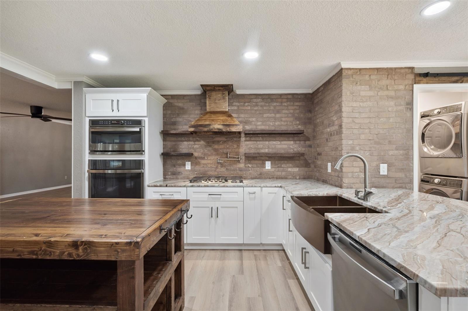PICCIOLA HARBORS ROHRS ADD - Residential