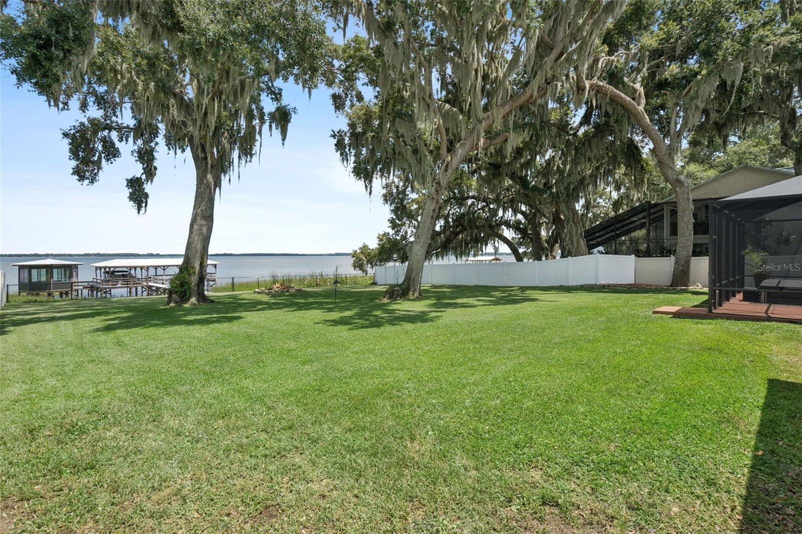 PICCIOLA HARBORS ROHRS ADD - Residential