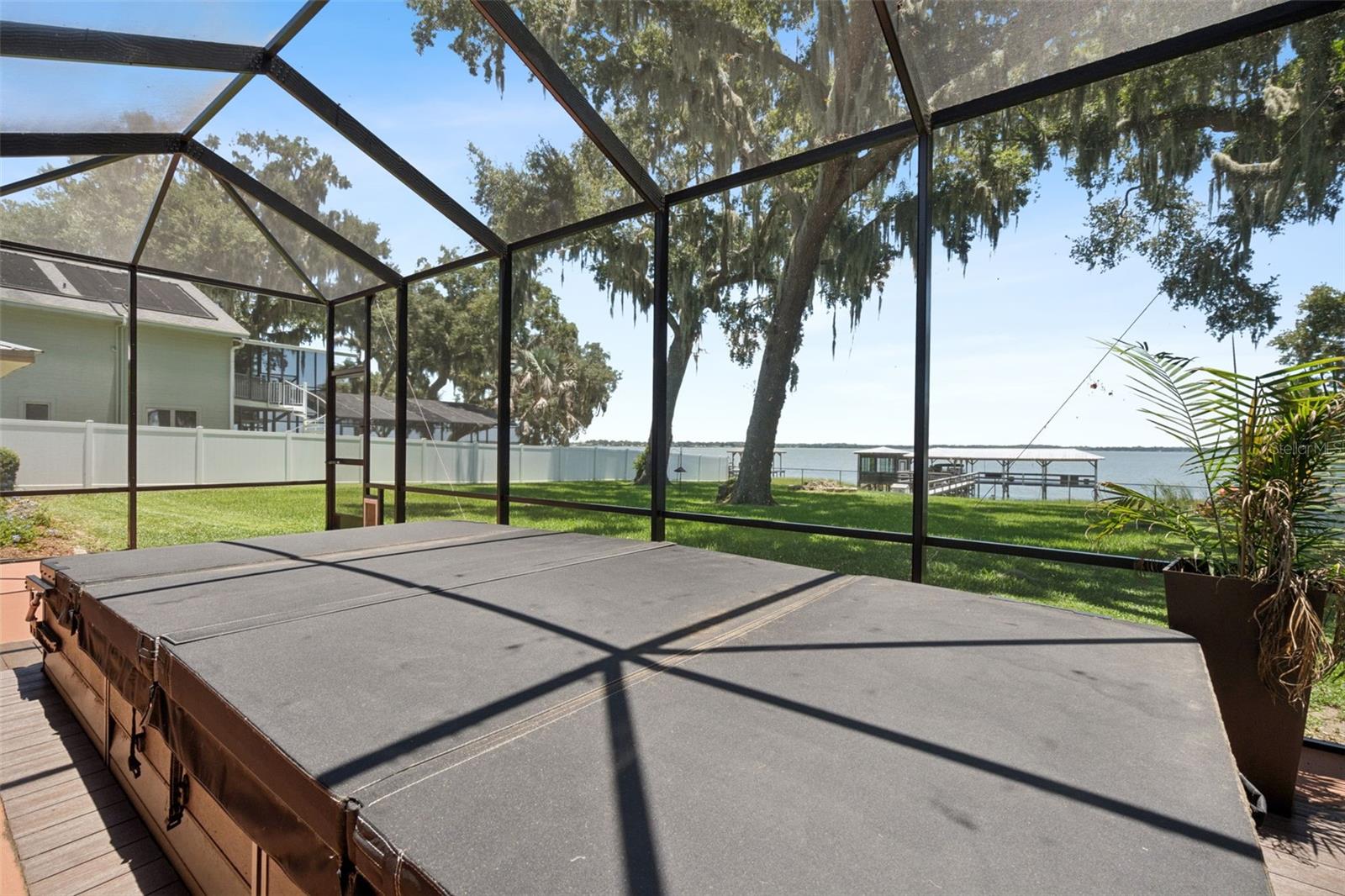PICCIOLA HARBORS ROHRS ADD - Residential