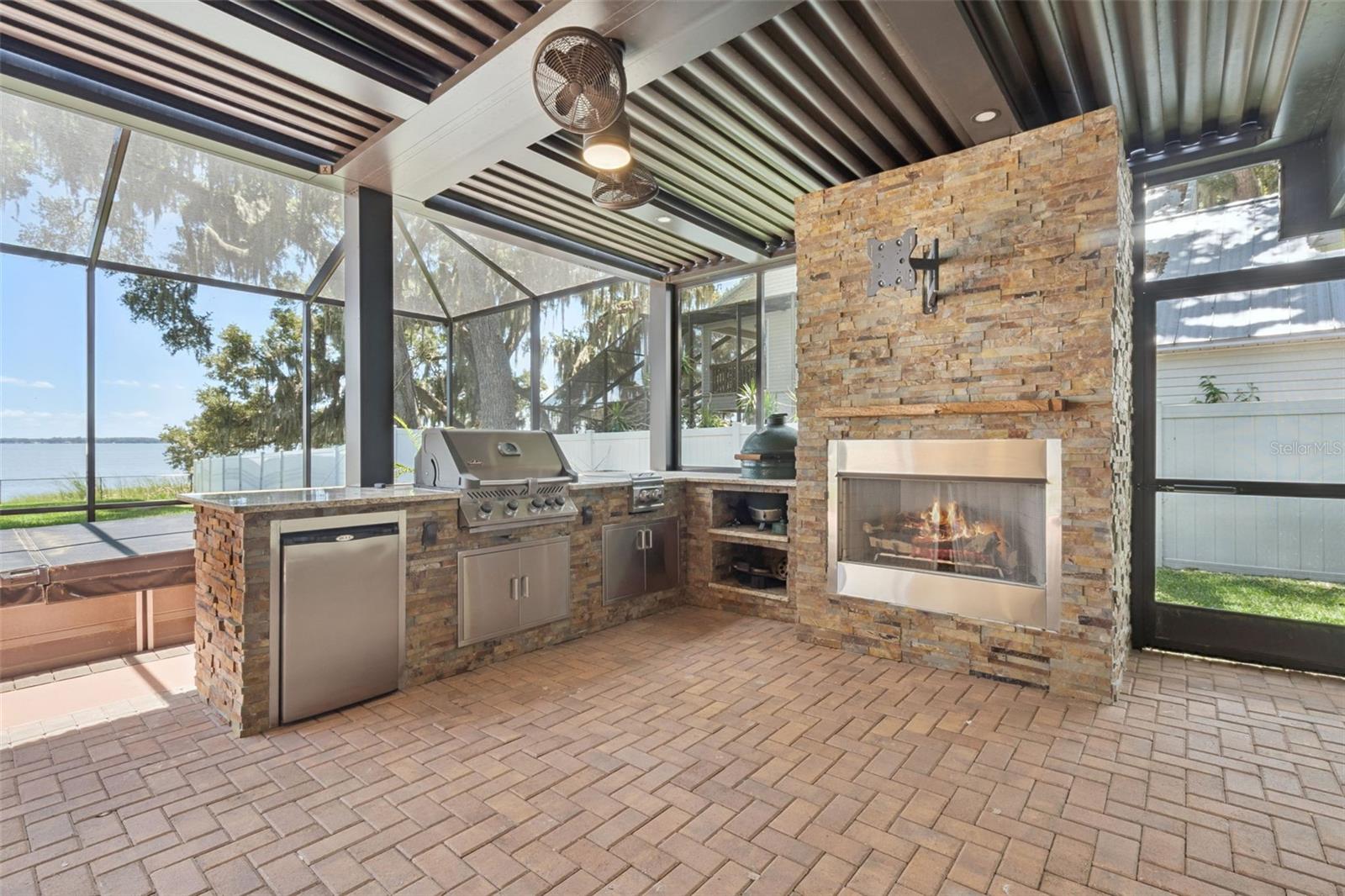 PICCIOLA HARBORS ROHRS ADD - Residential