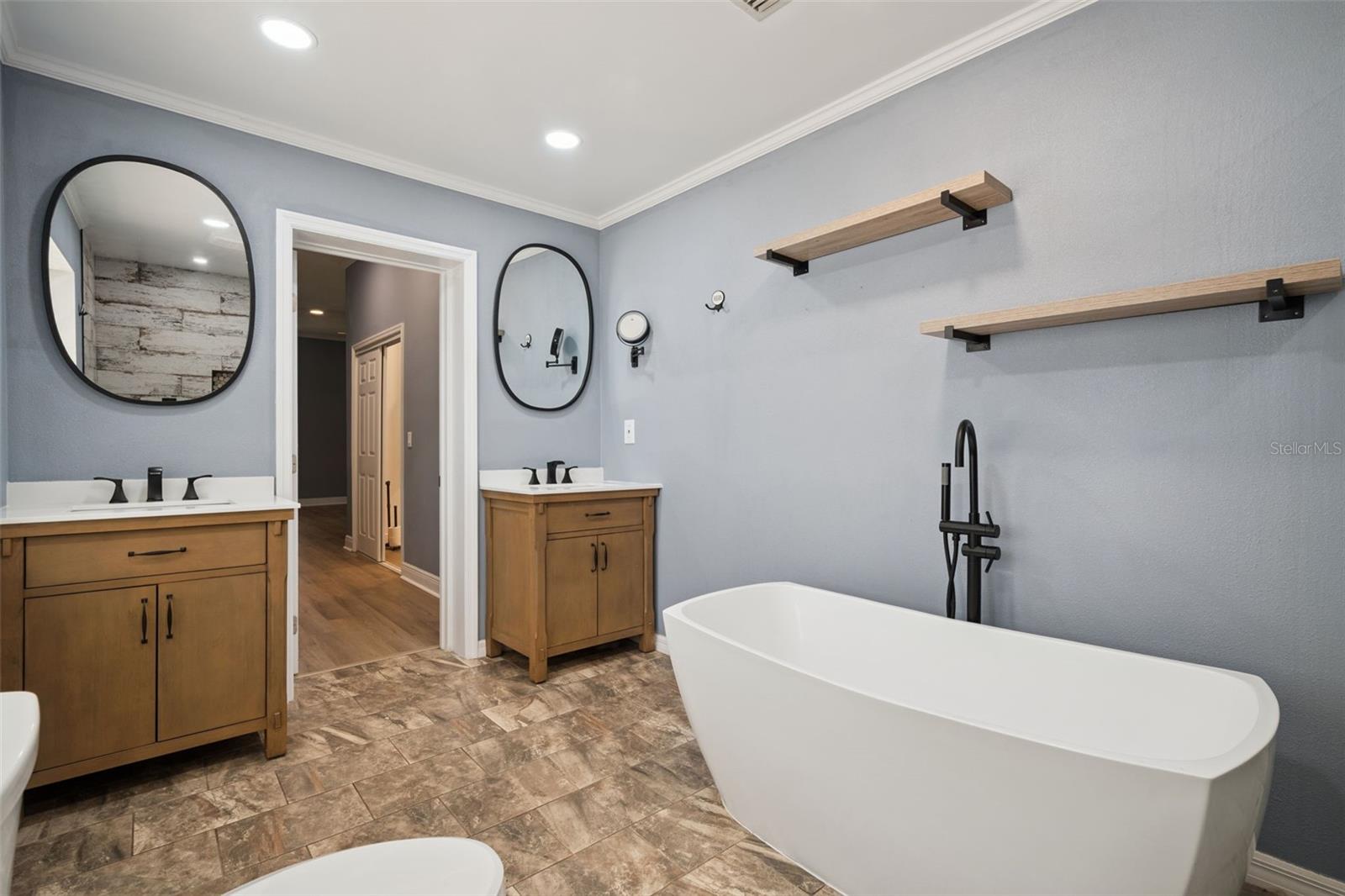 PICCIOLA HARBORS ROHRS ADD - Residential