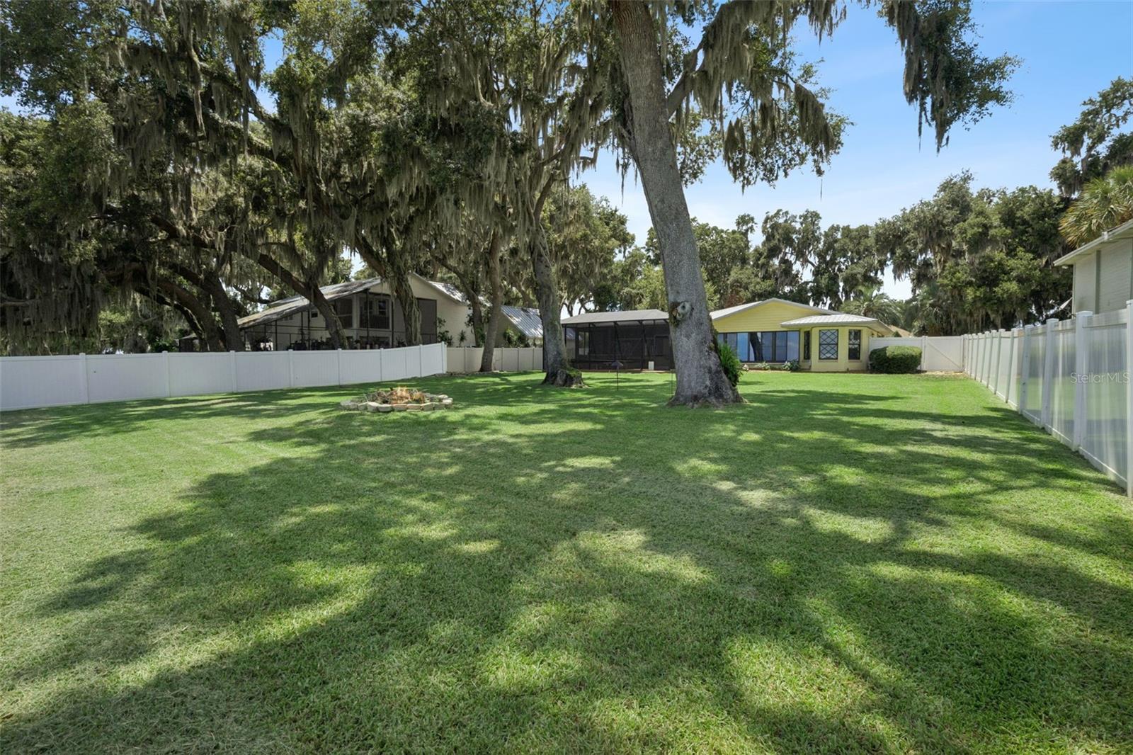 PICCIOLA HARBORS ROHRS ADD - Residential