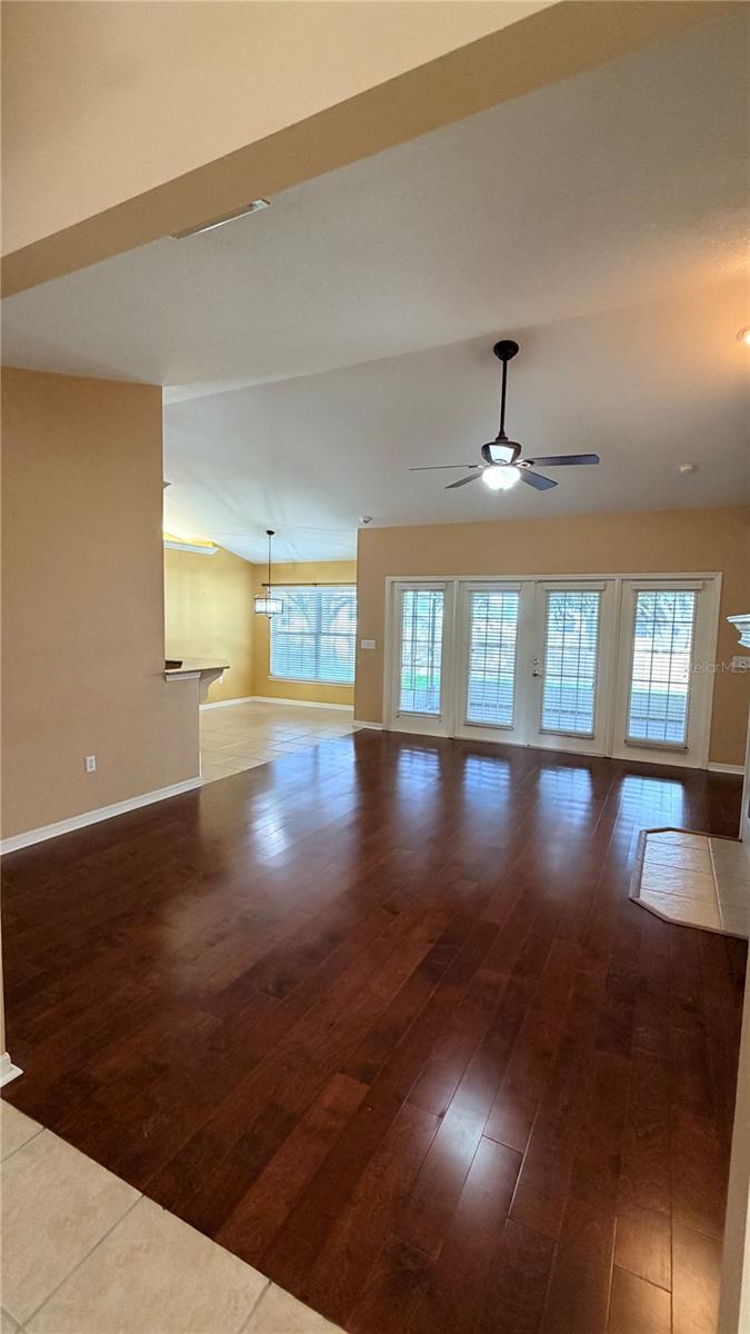 HIGHLANDS RIDGE - Residential Lease