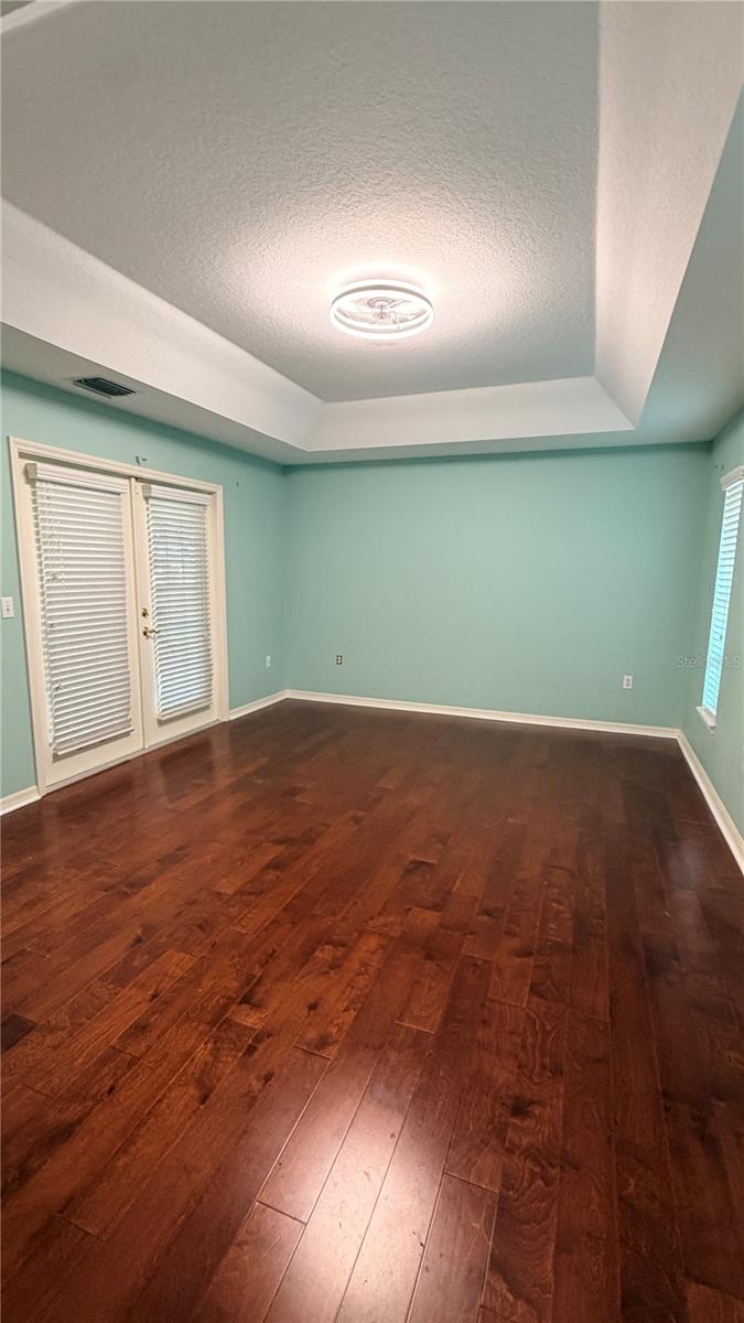 HIGHLANDS RIDGE - Residential Lease