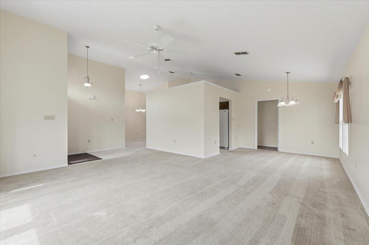 SANDPIPER GOLF & COUNTRY CLUB PH 07 - Residential Lease